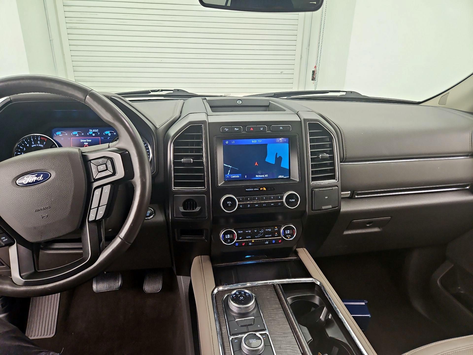 Thumbnail: 2020 Ford Expedition - 9