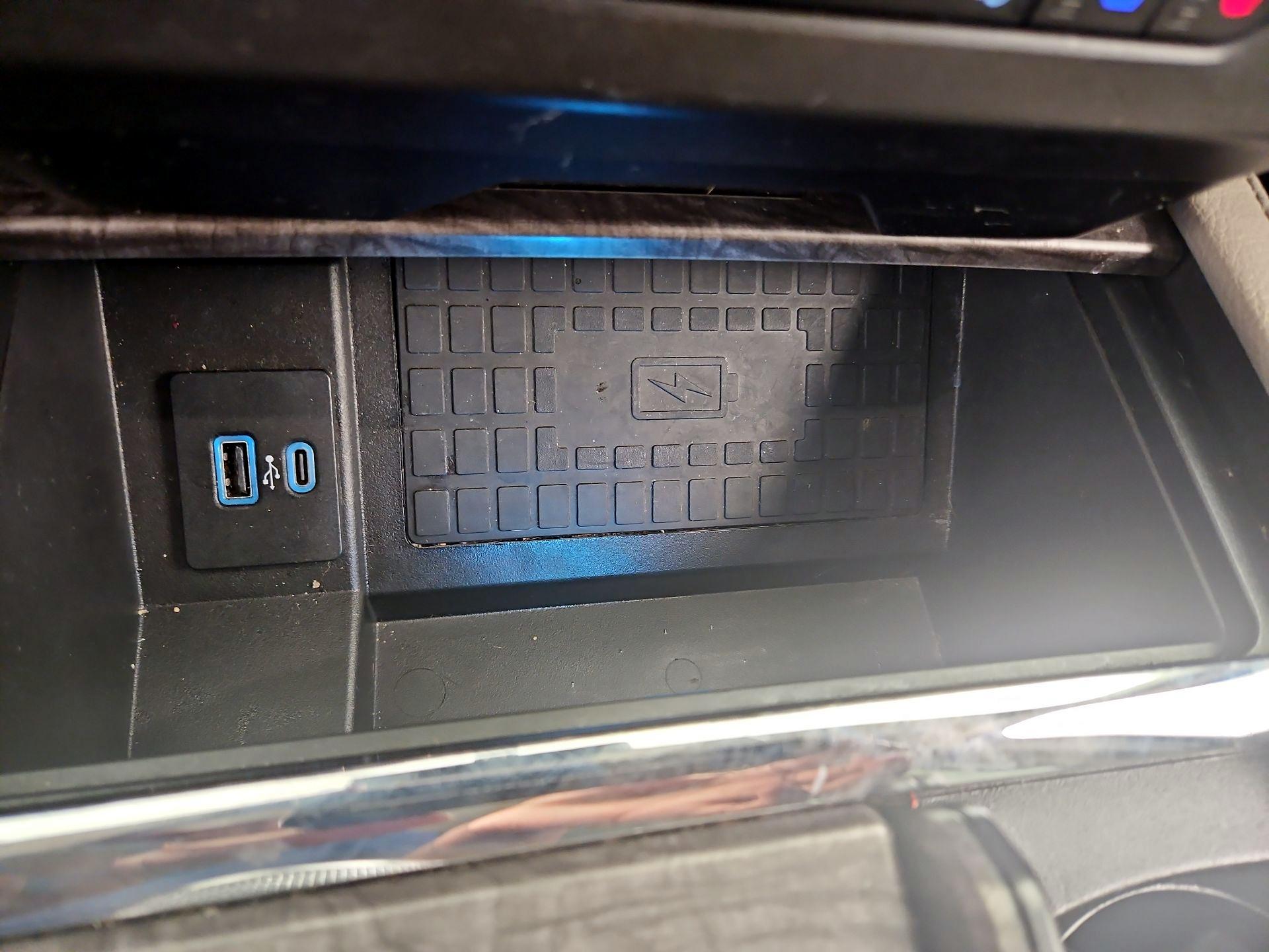 Thumbnail: 2020 Ford Expedition - 19