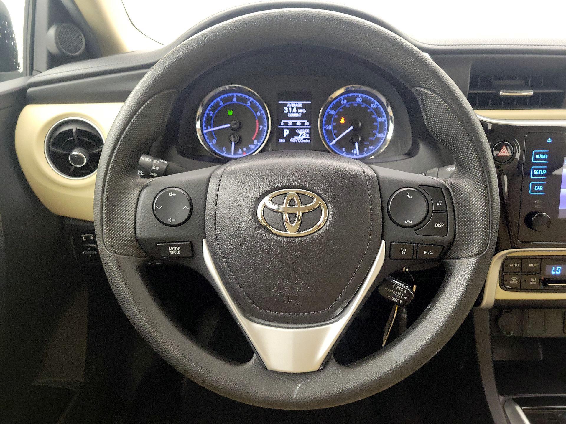 Thumbnail: 2019 Toyota Corolla - 10
