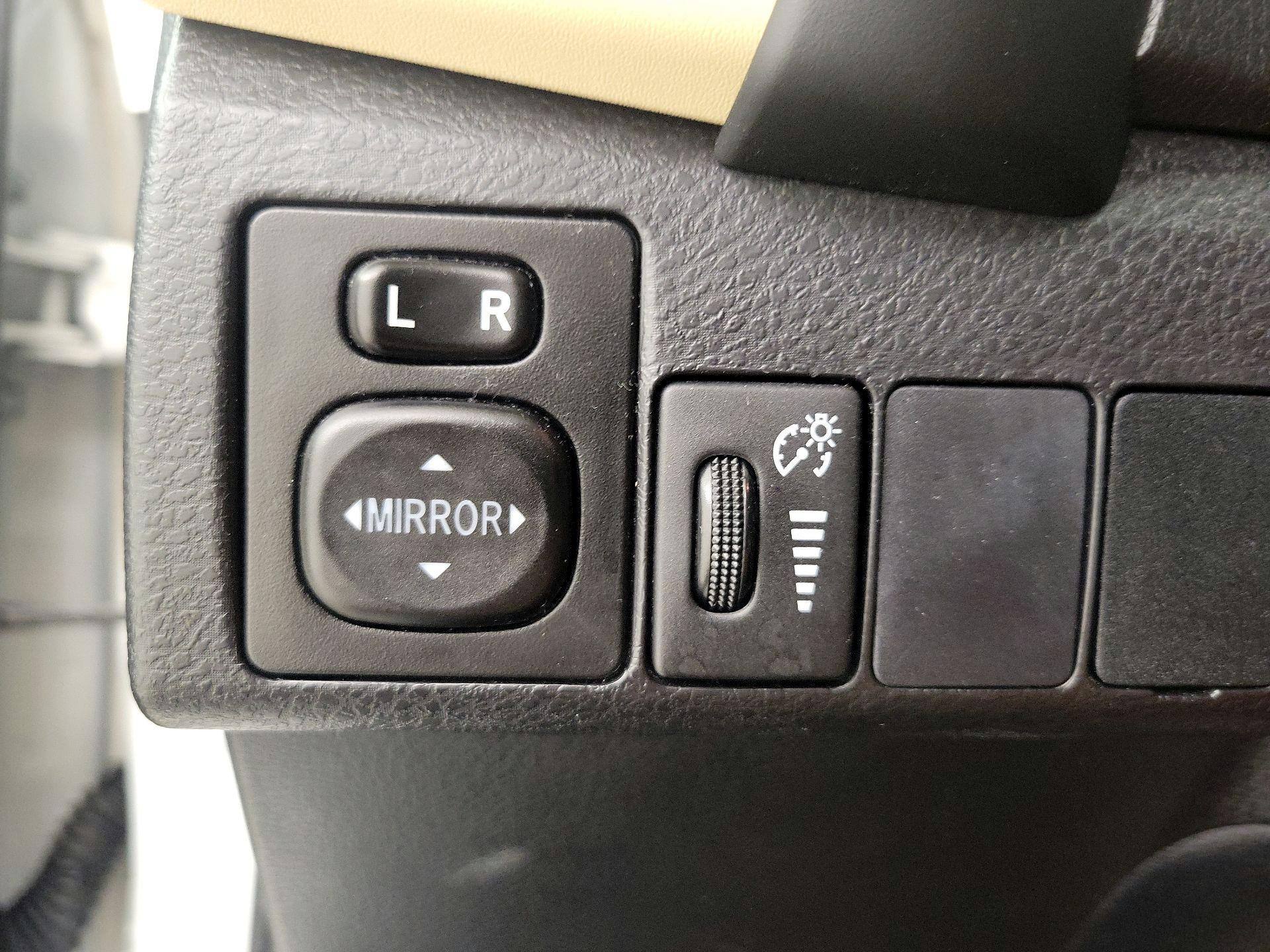Thumbnail: 2019 Toyota Corolla - 13
