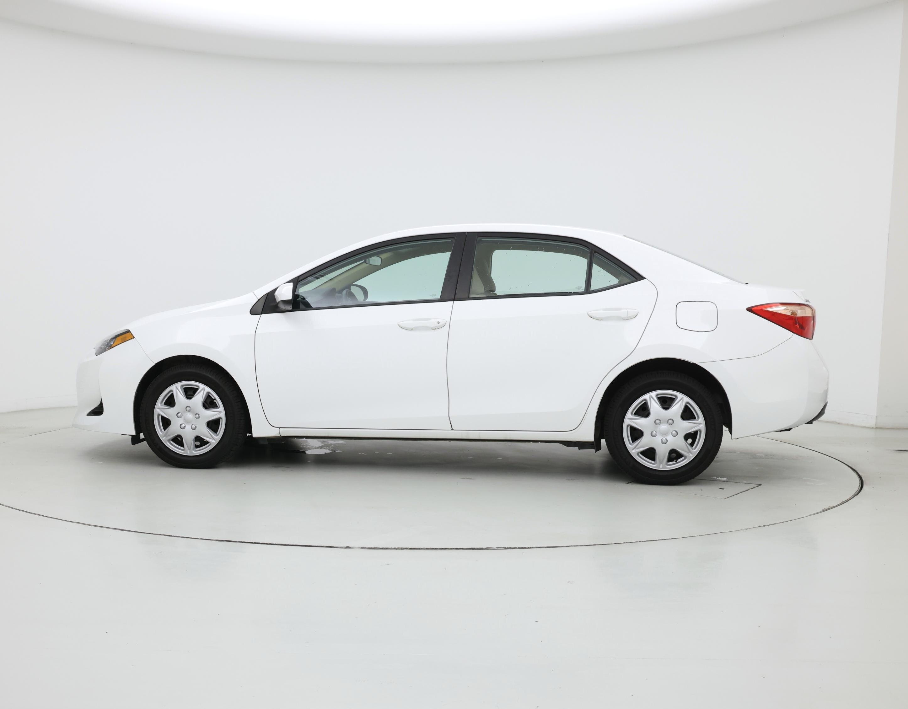 Thumbnail: 2019 Toyota Corolla - 3