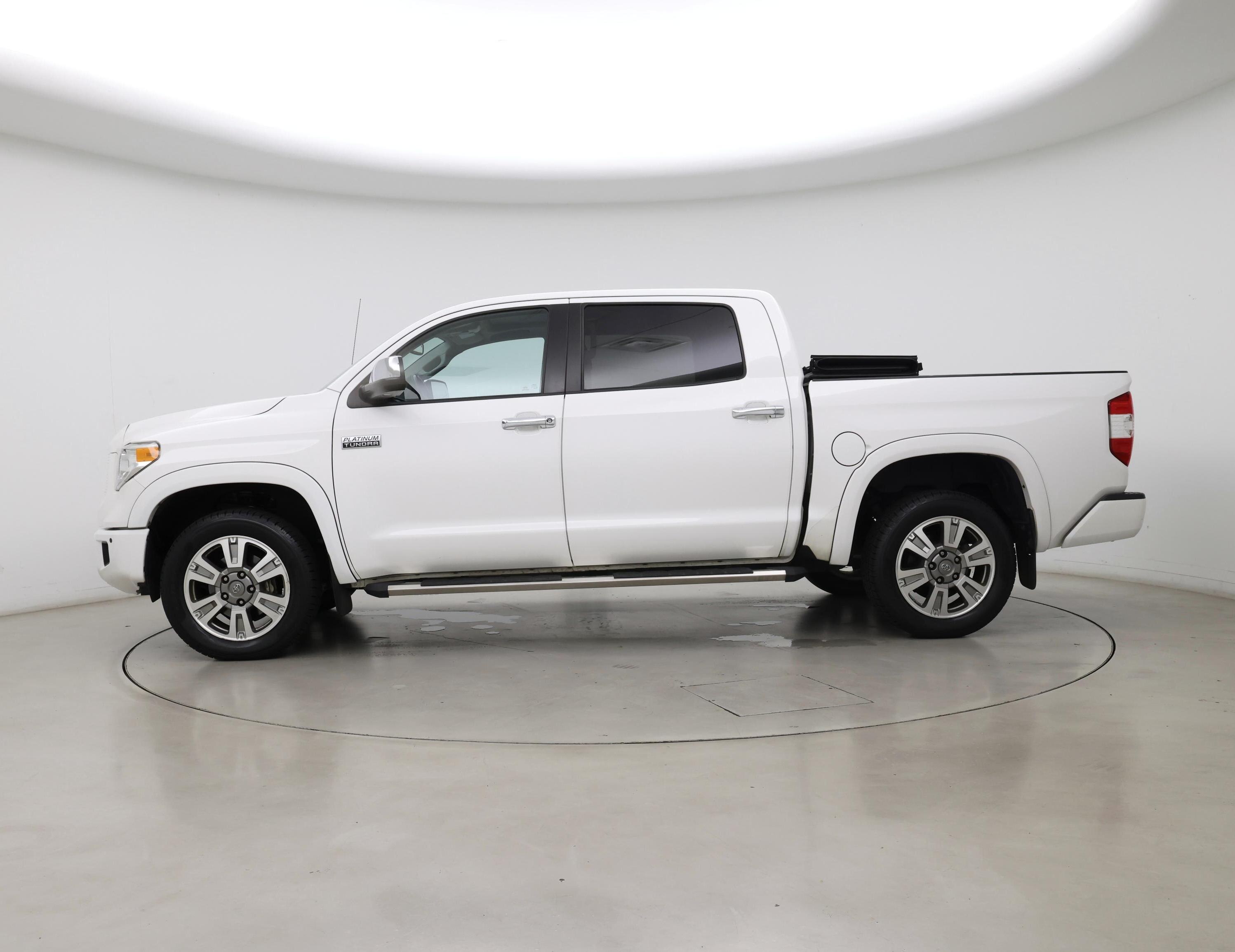 Thumbnail: 2017 Toyota Tundra - 3
