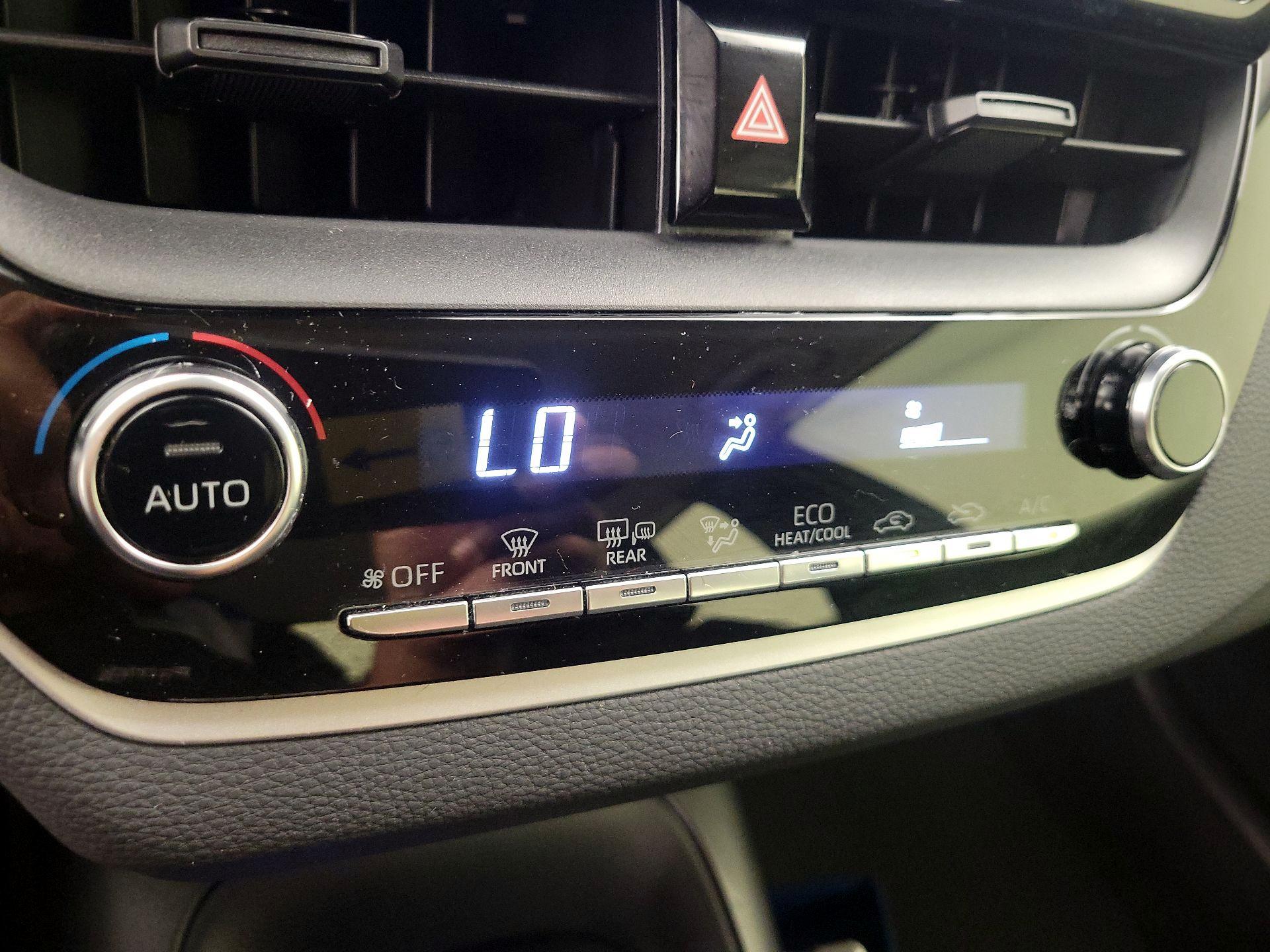 Thumbnail: 2021 Toyota Corolla - 16