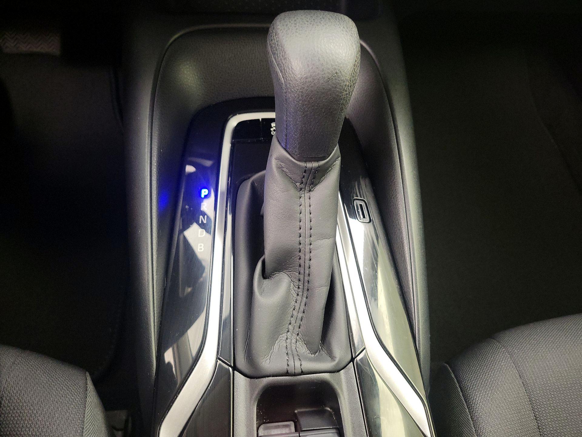 Thumbnail: 2021 Toyota Corolla - 17