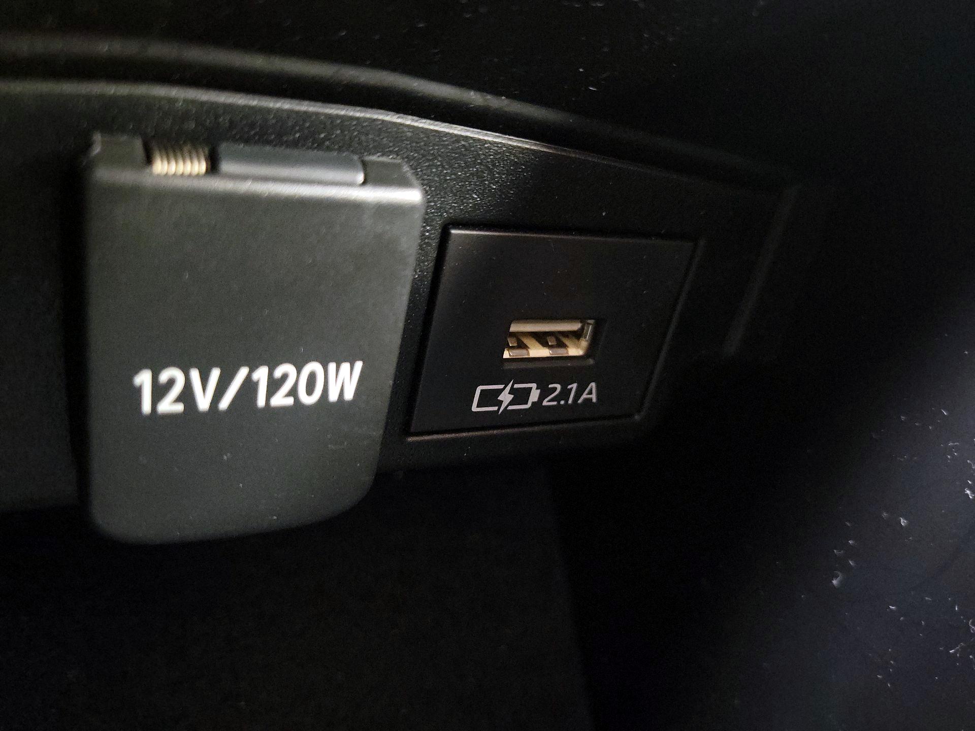 Thumbnail: 2021 Toyota Corolla - 18