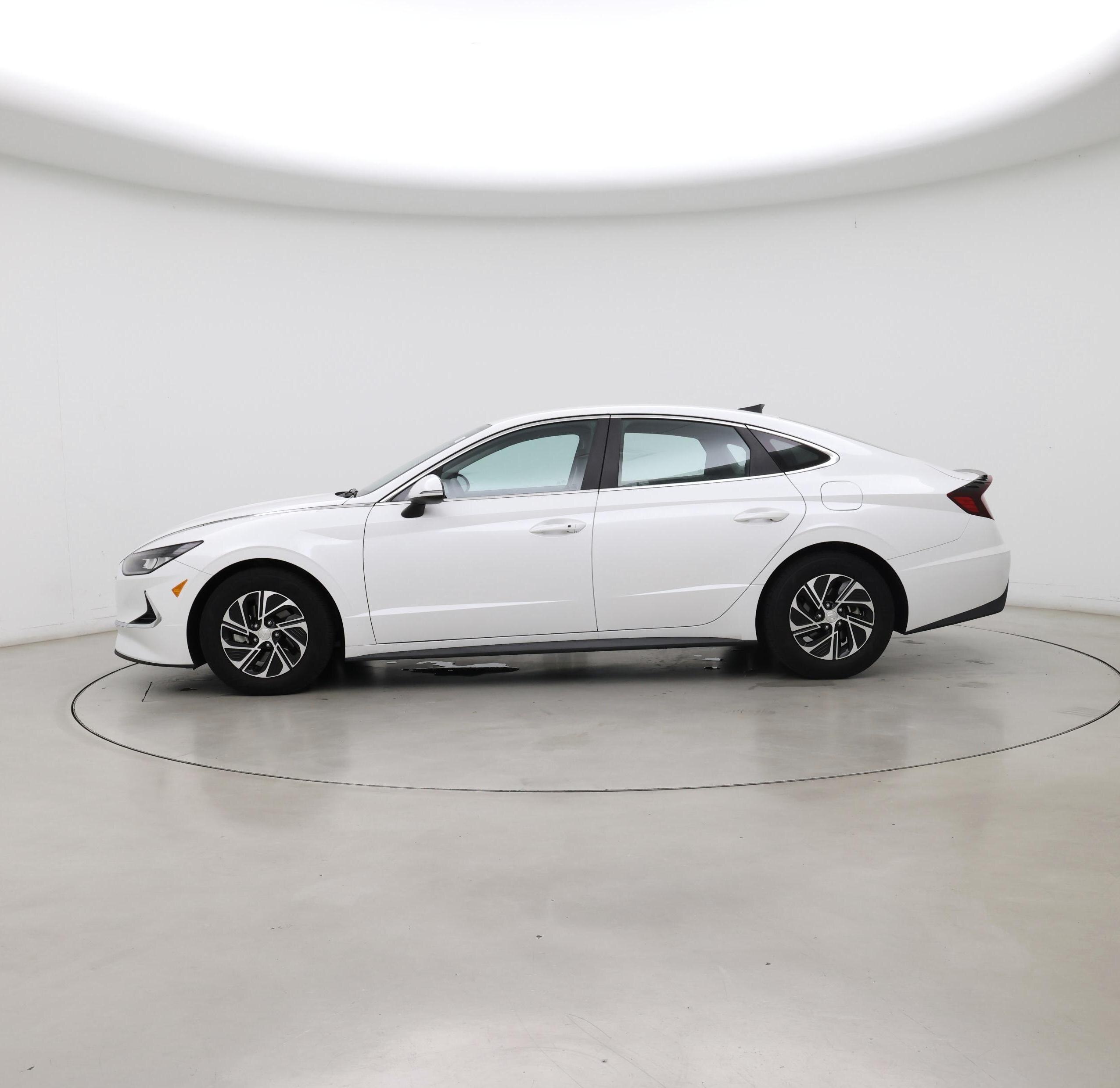 Thumbnail: 2022 Hyundai Sonata - 3