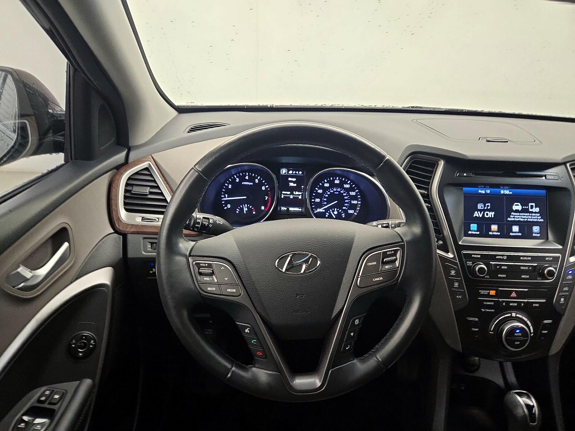Thumbnail: 2017 Hyundai Santa Fe - 10