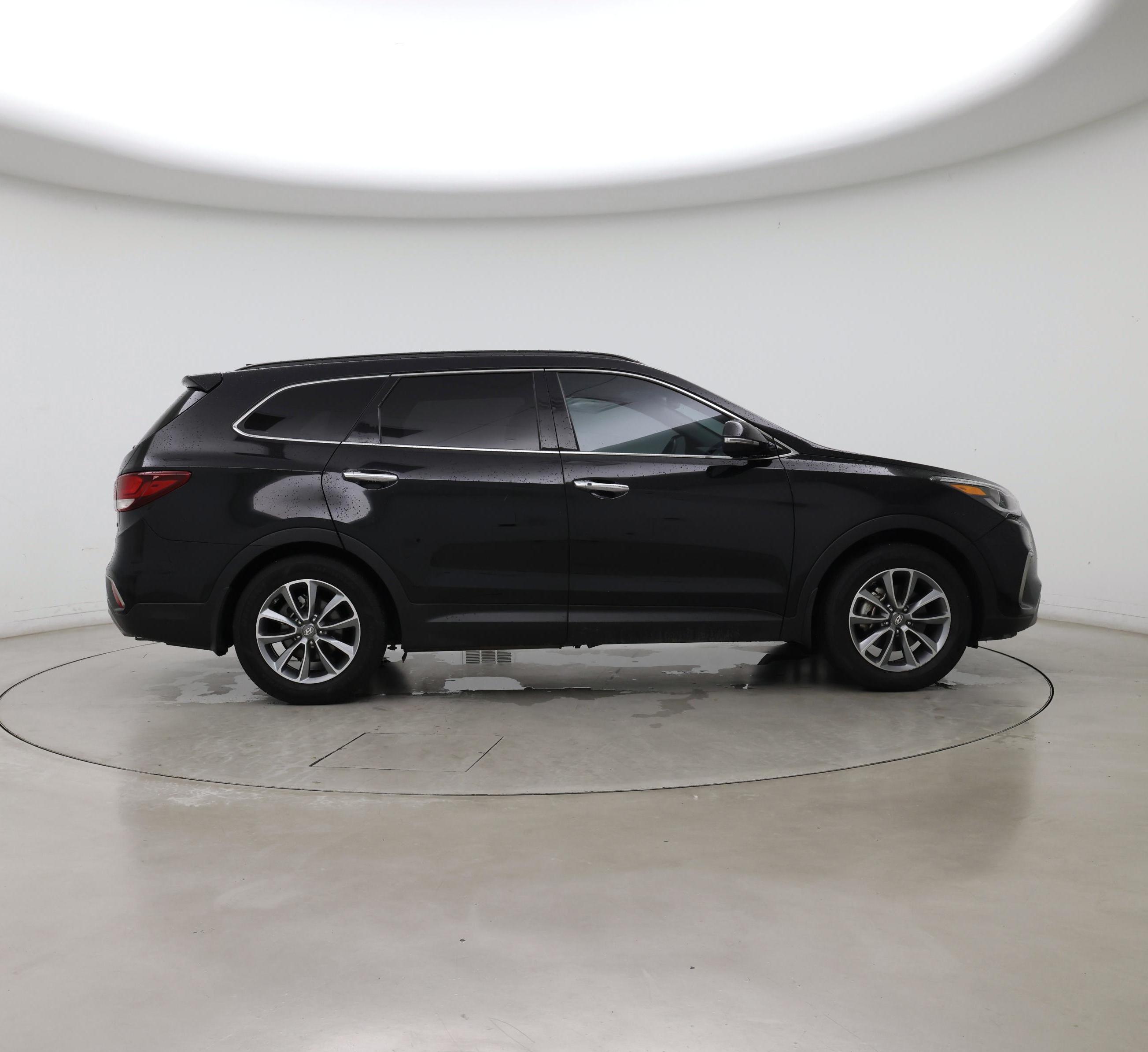 Thumbnail: 2017 Hyundai Santa Fe - 7
