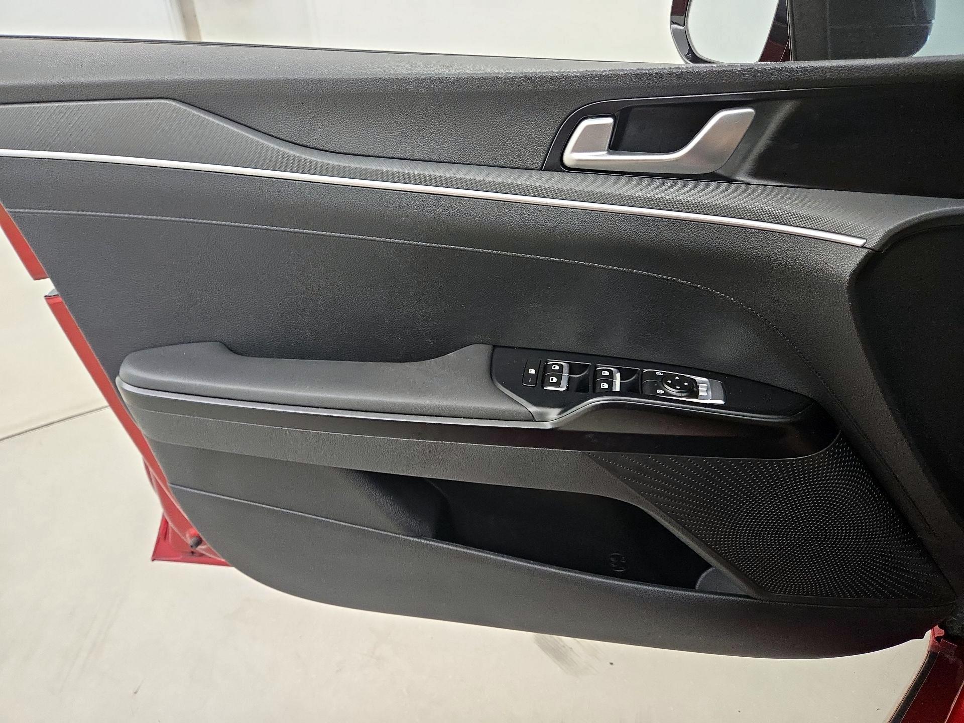 Thumbnail: 2021 Kia K5 - 12