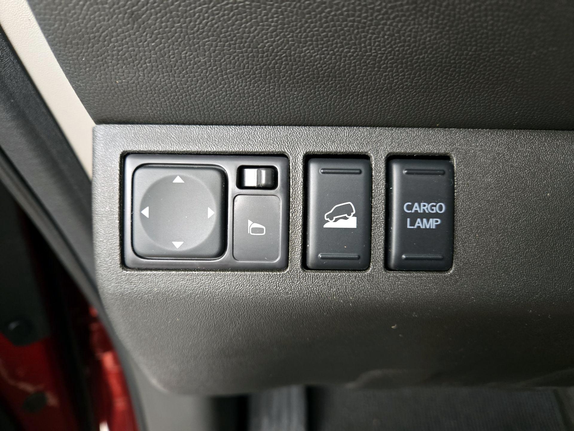 Thumbnail: 2015 Nissan Frontier - 13