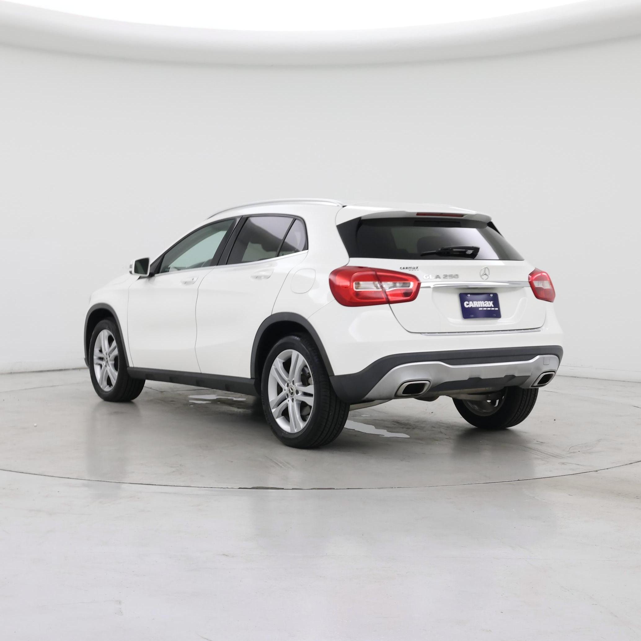 Thumbnail: 2019 Mercedes-Benz GLA - 2