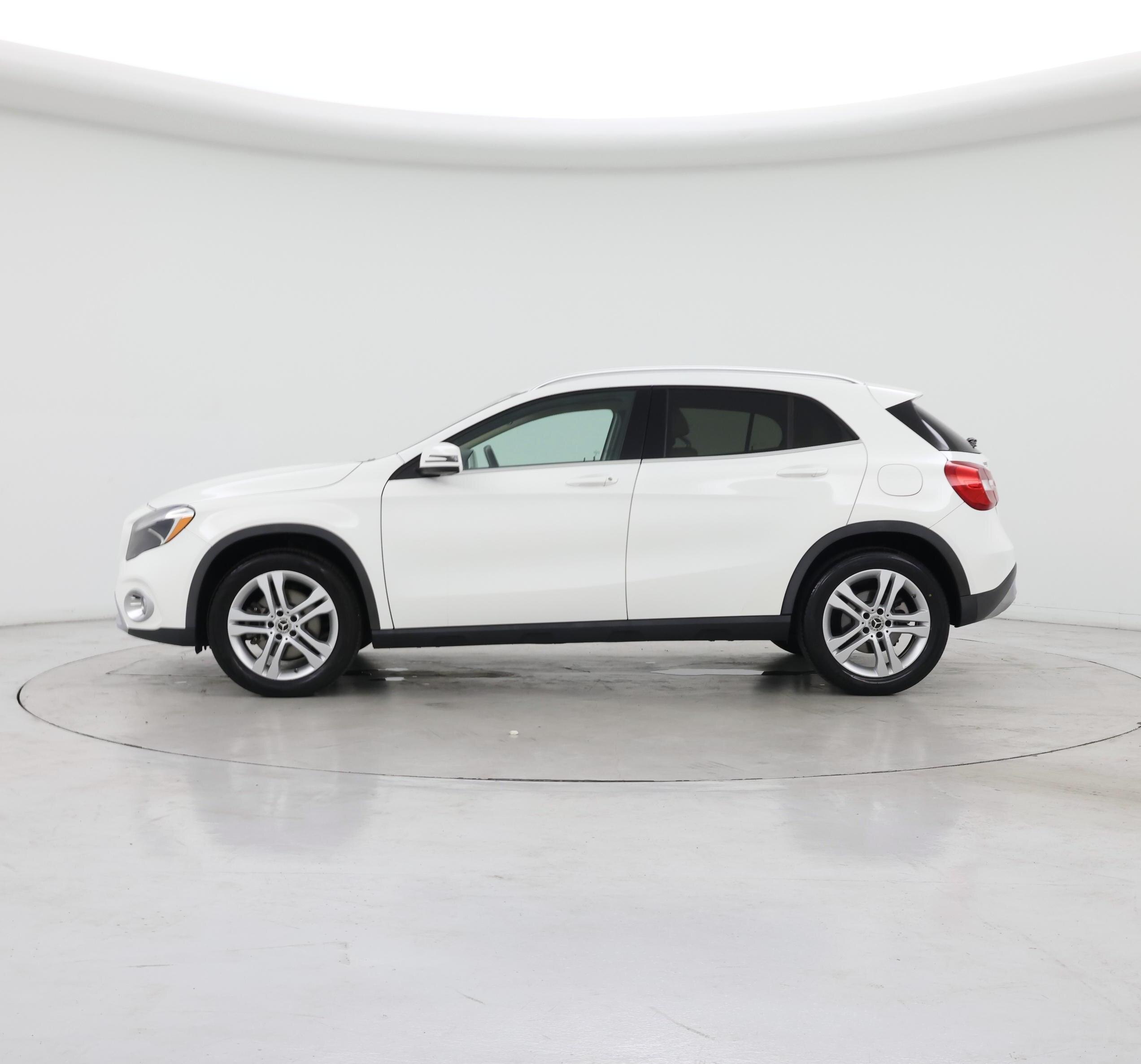 Thumbnail: 2019 Mercedes-Benz GLA - 3