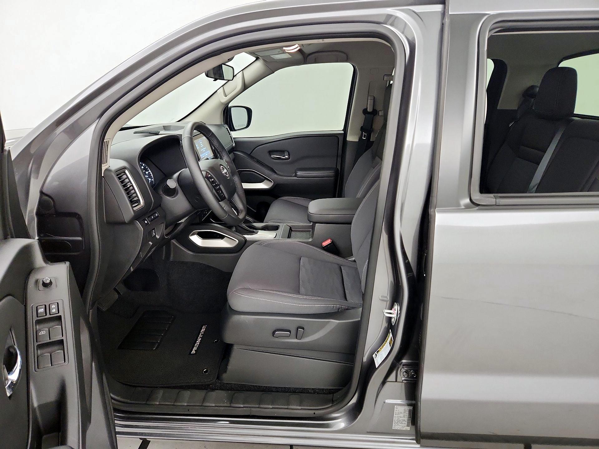 Thumbnail: 2024 Nissan Frontier - 11