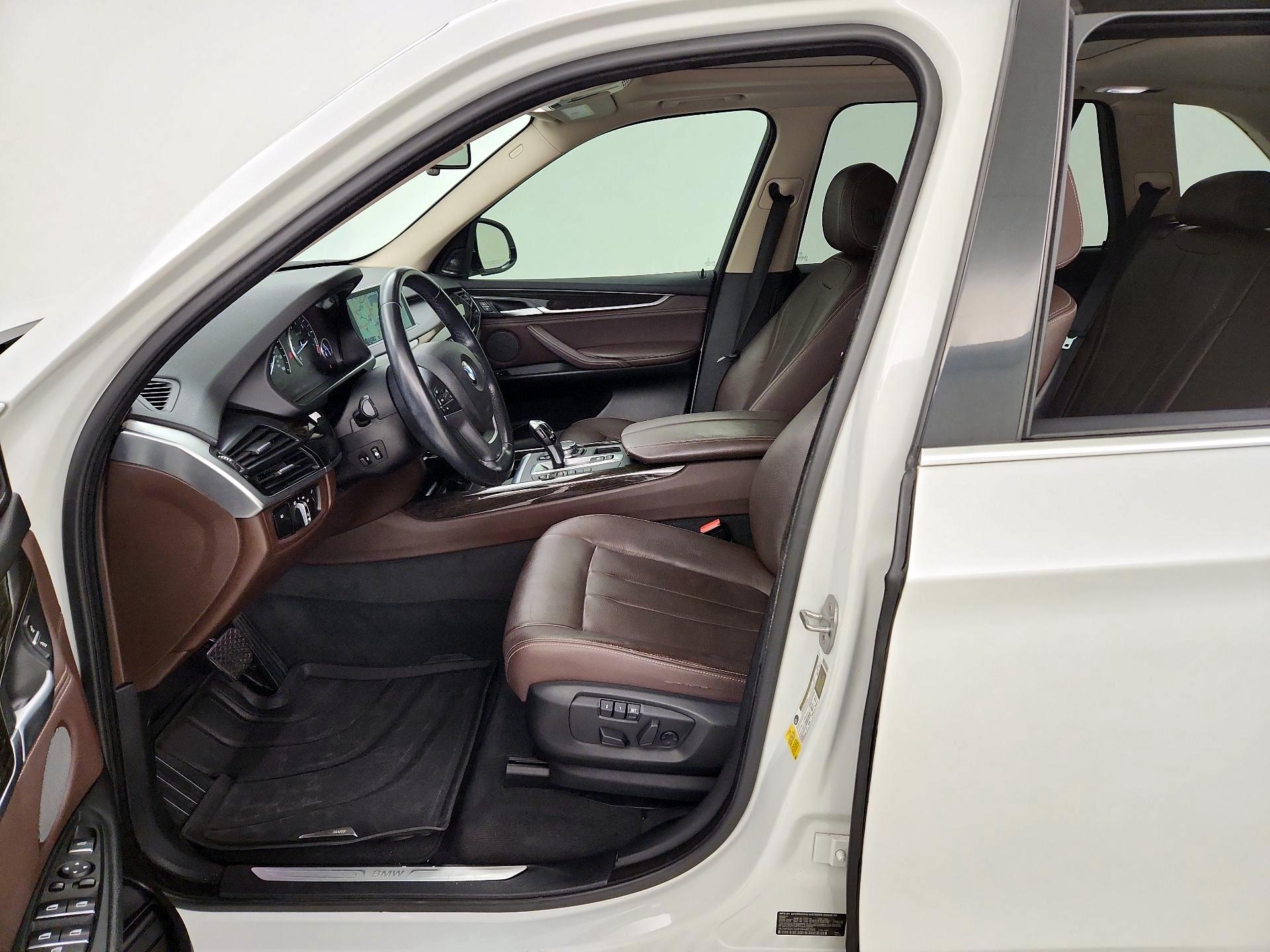 Thumbnail: 2015 BMW X5 - 11