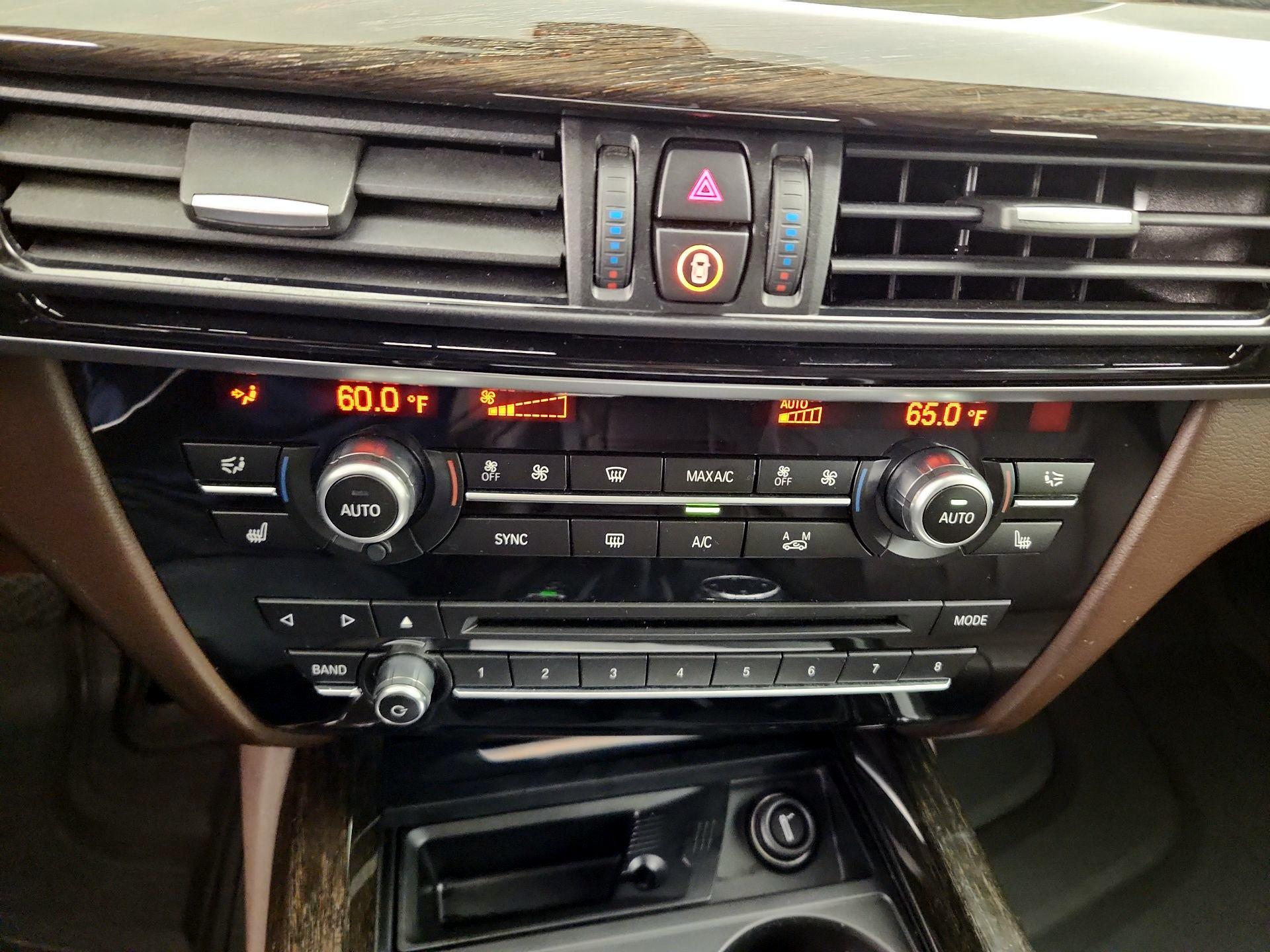 Thumbnail: 2015 BMW X5 - 17
