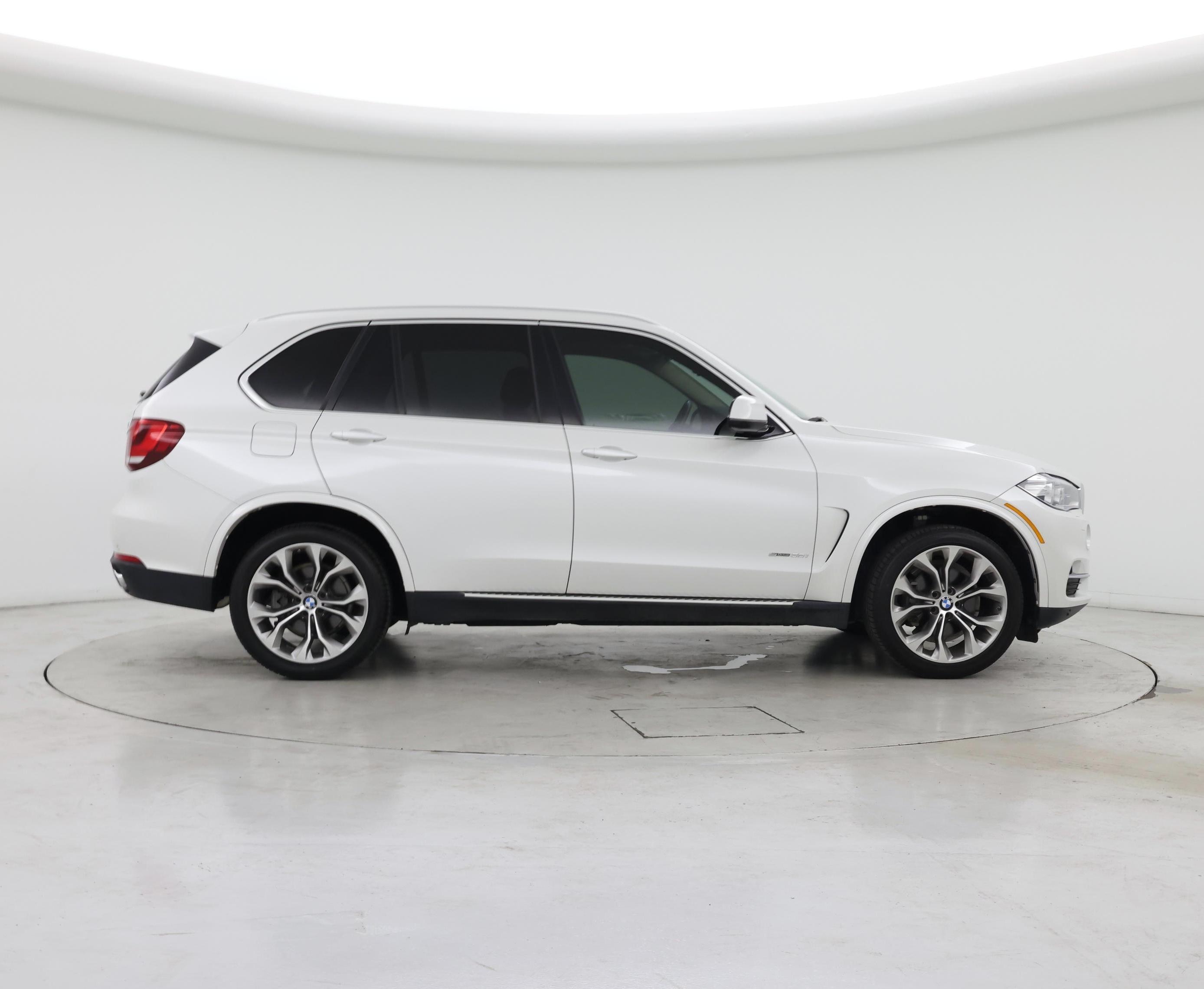 Thumbnail: 2015 BMW X5 - 7