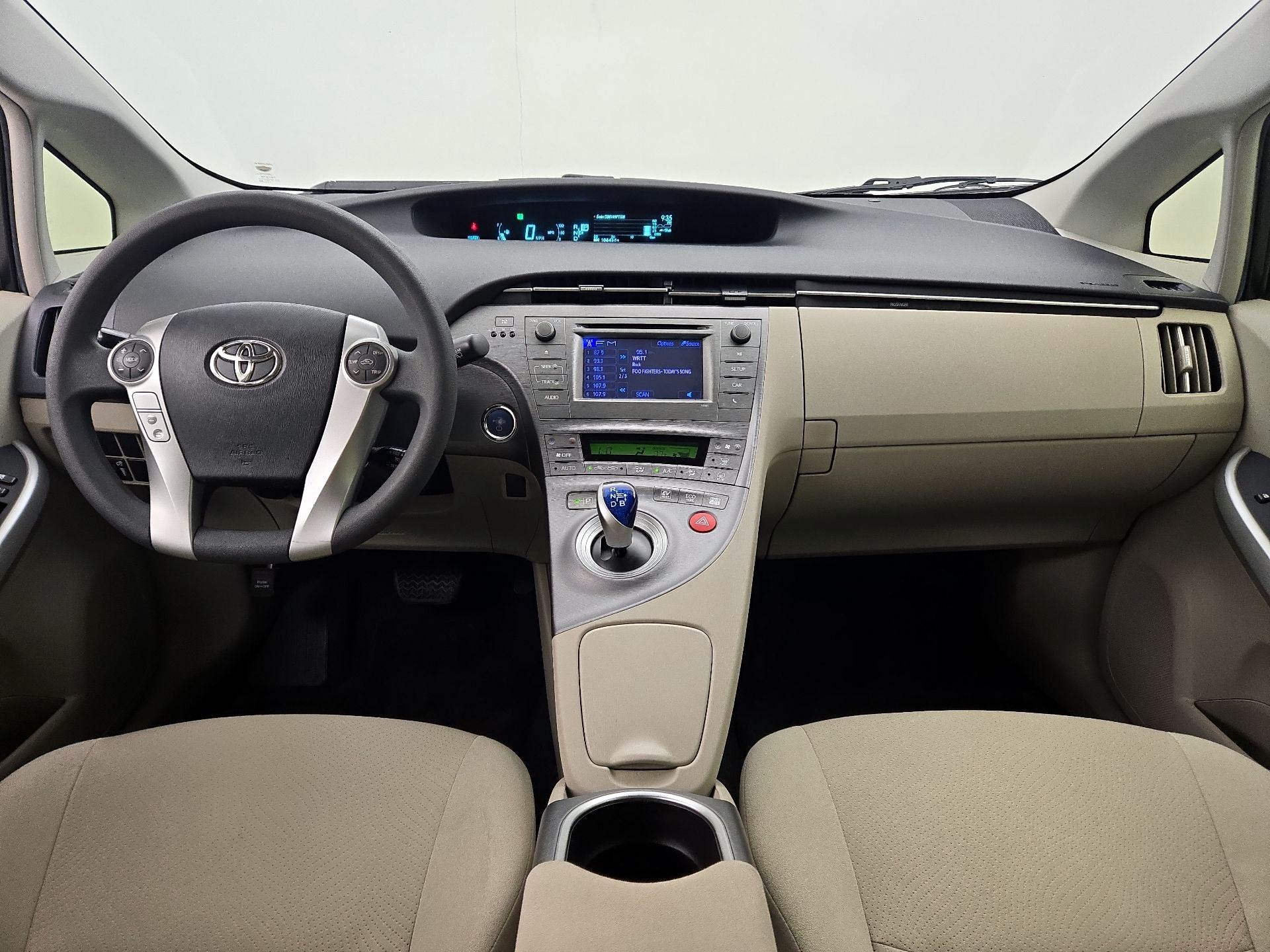 Thumbnail: 2013 Toyota Prius - 9