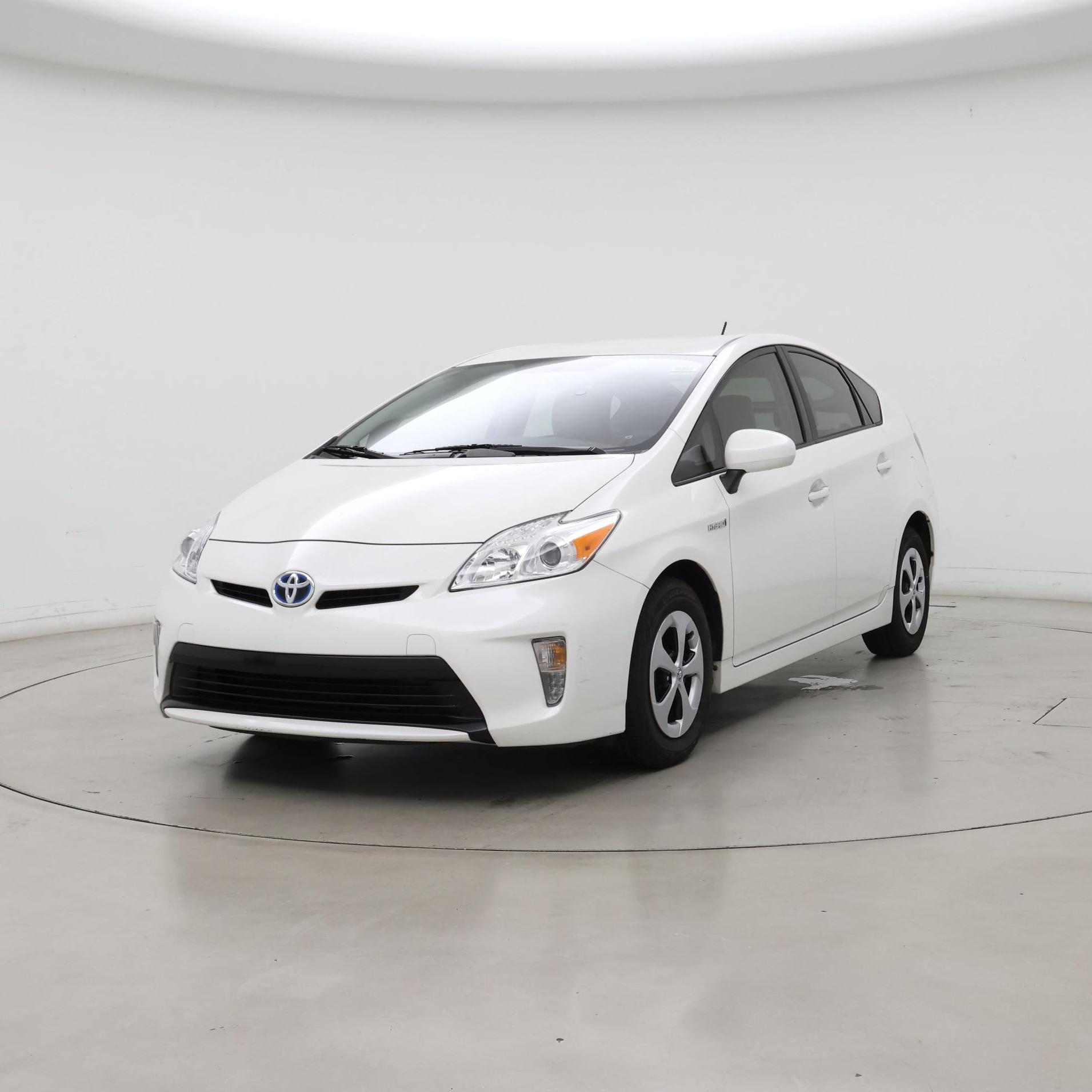 Thumbnail: 2013 Toyota Prius - 4