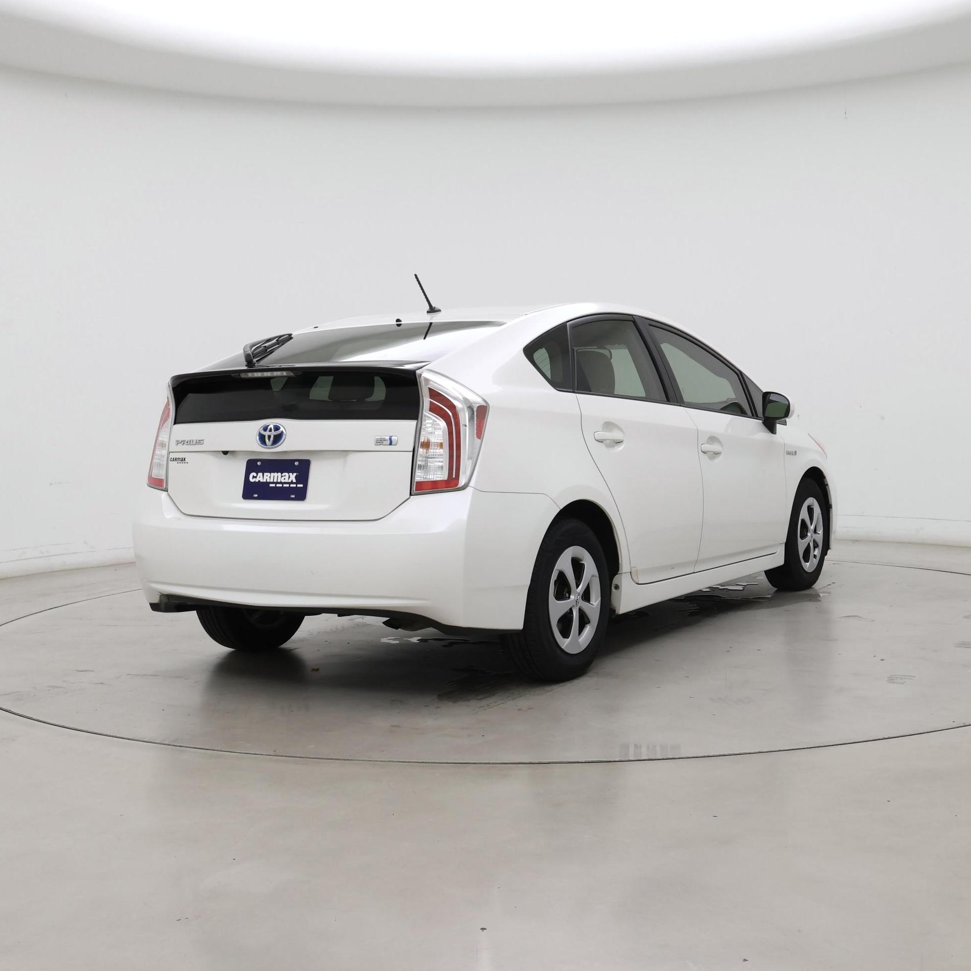 Thumbnail: 2013 Toyota Prius - 8