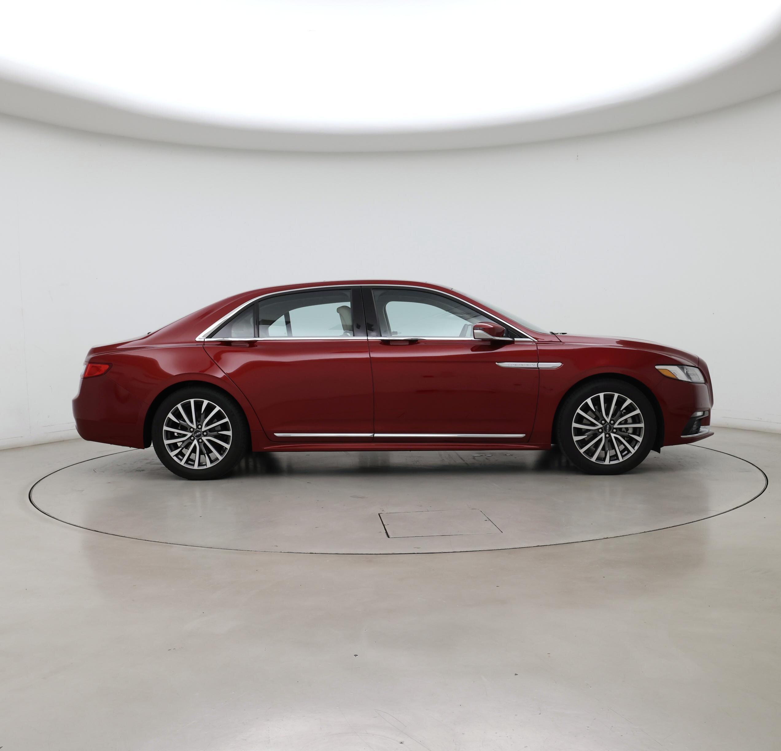 Thumbnail: 2017 Lincoln Continental - 7