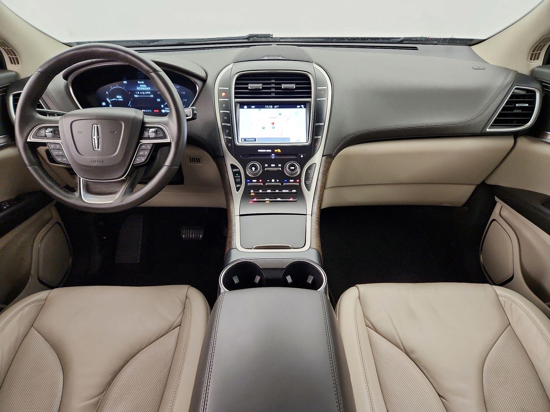 Thumbnail: 2019 Lincoln Nautilus - 9