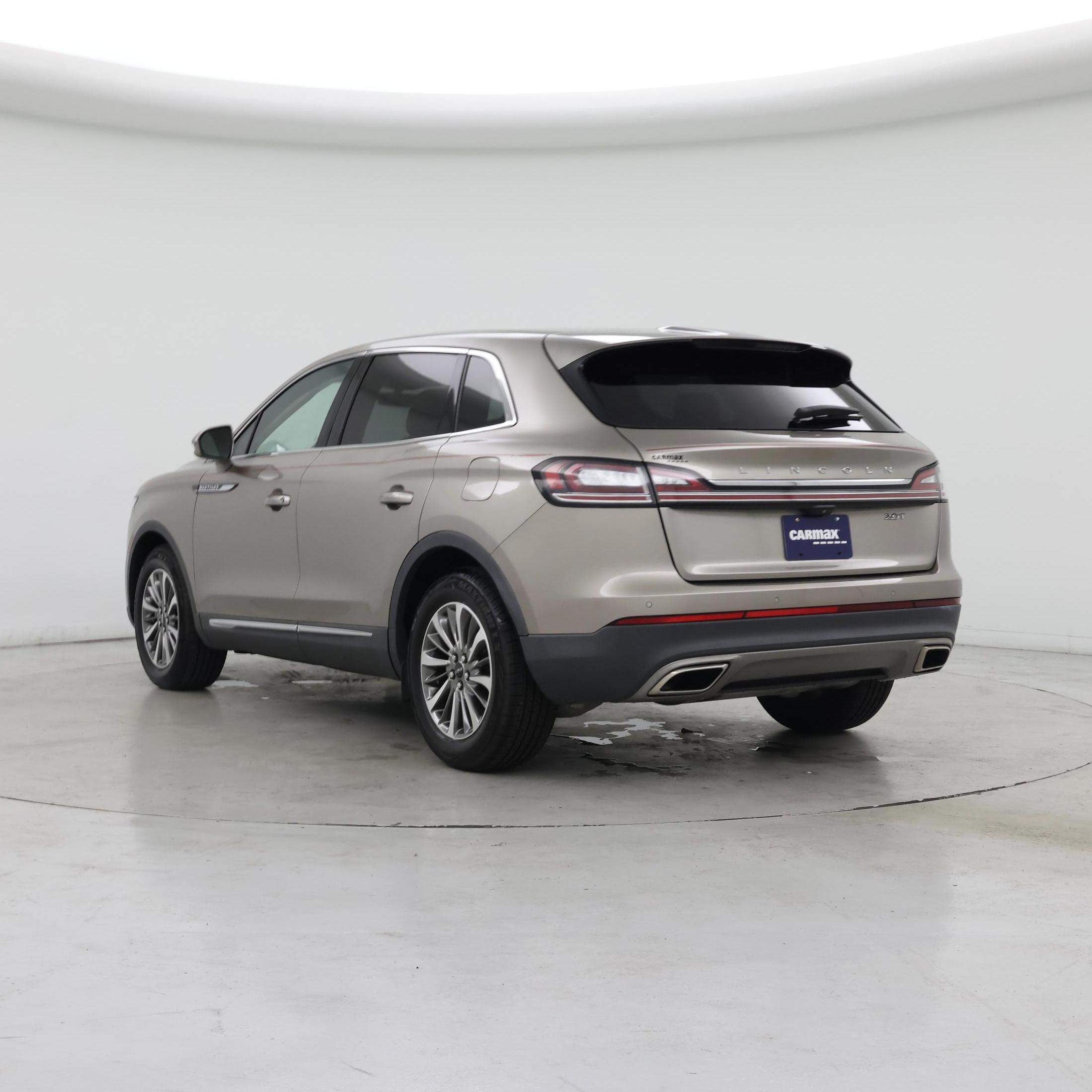 Thumbnail: 2019 Lincoln Nautilus - 2