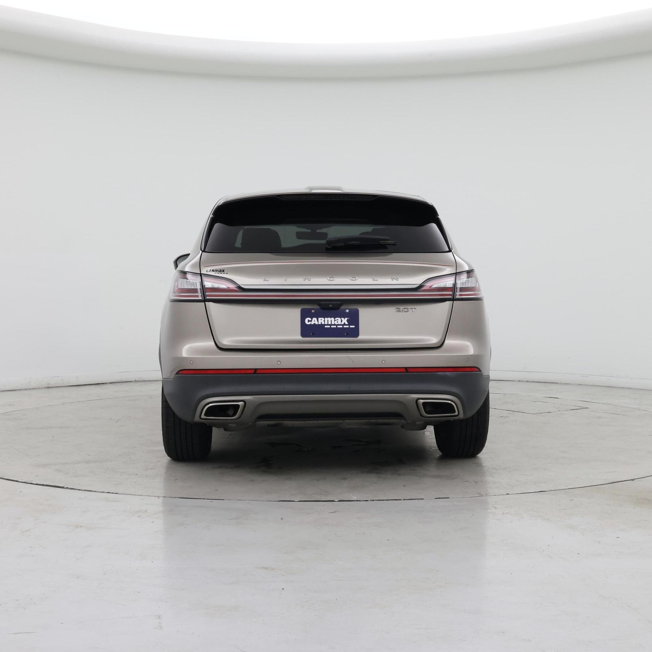 Thumbnail: 2019 Lincoln Nautilus - 6