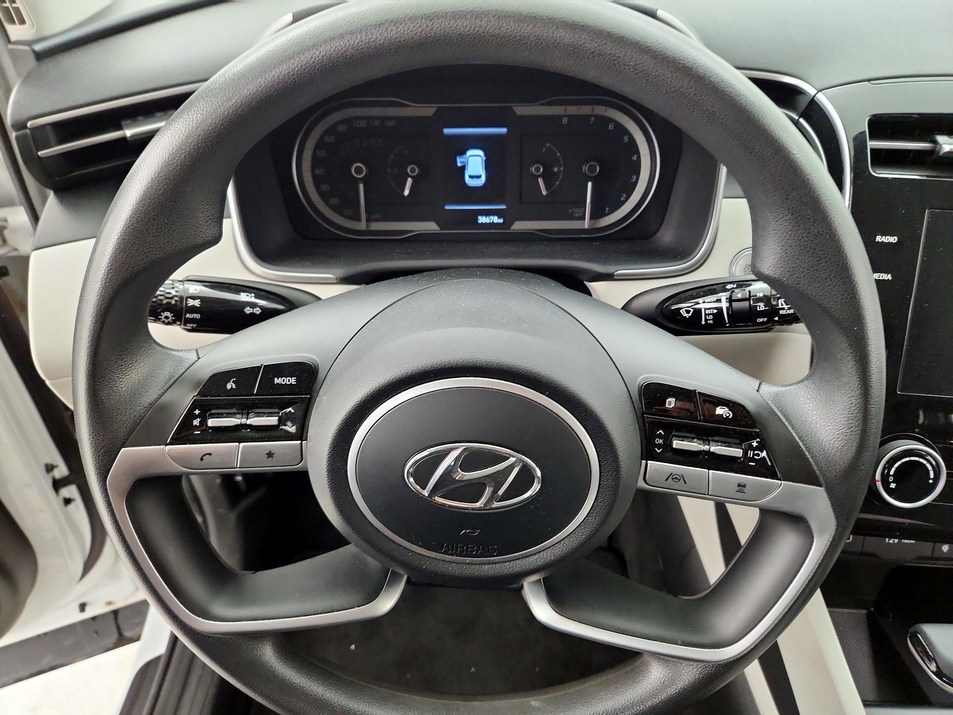 Thumbnail: 2023 Hyundai Tucson - 10