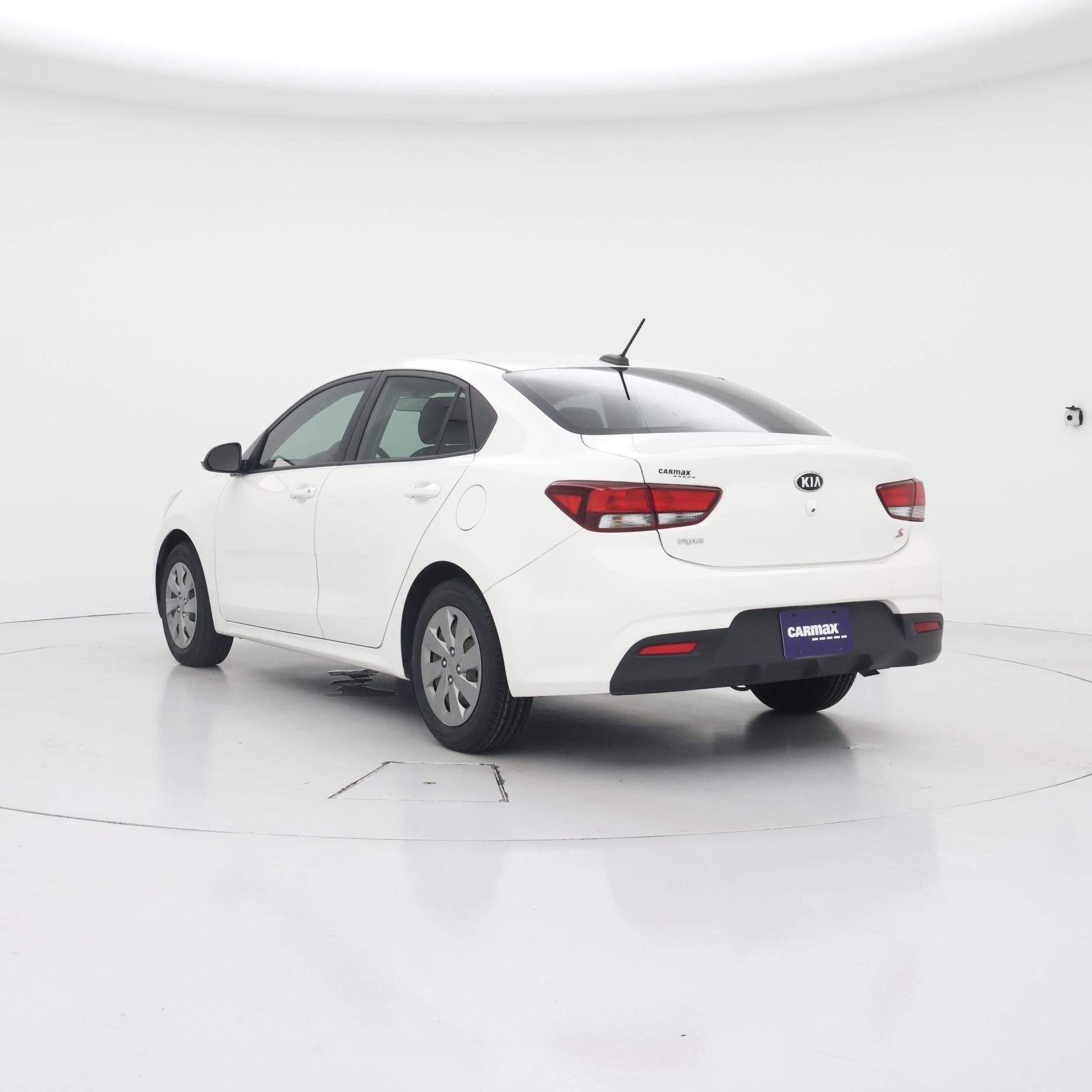 Thumbnail: 2020 Kia Rio - 2