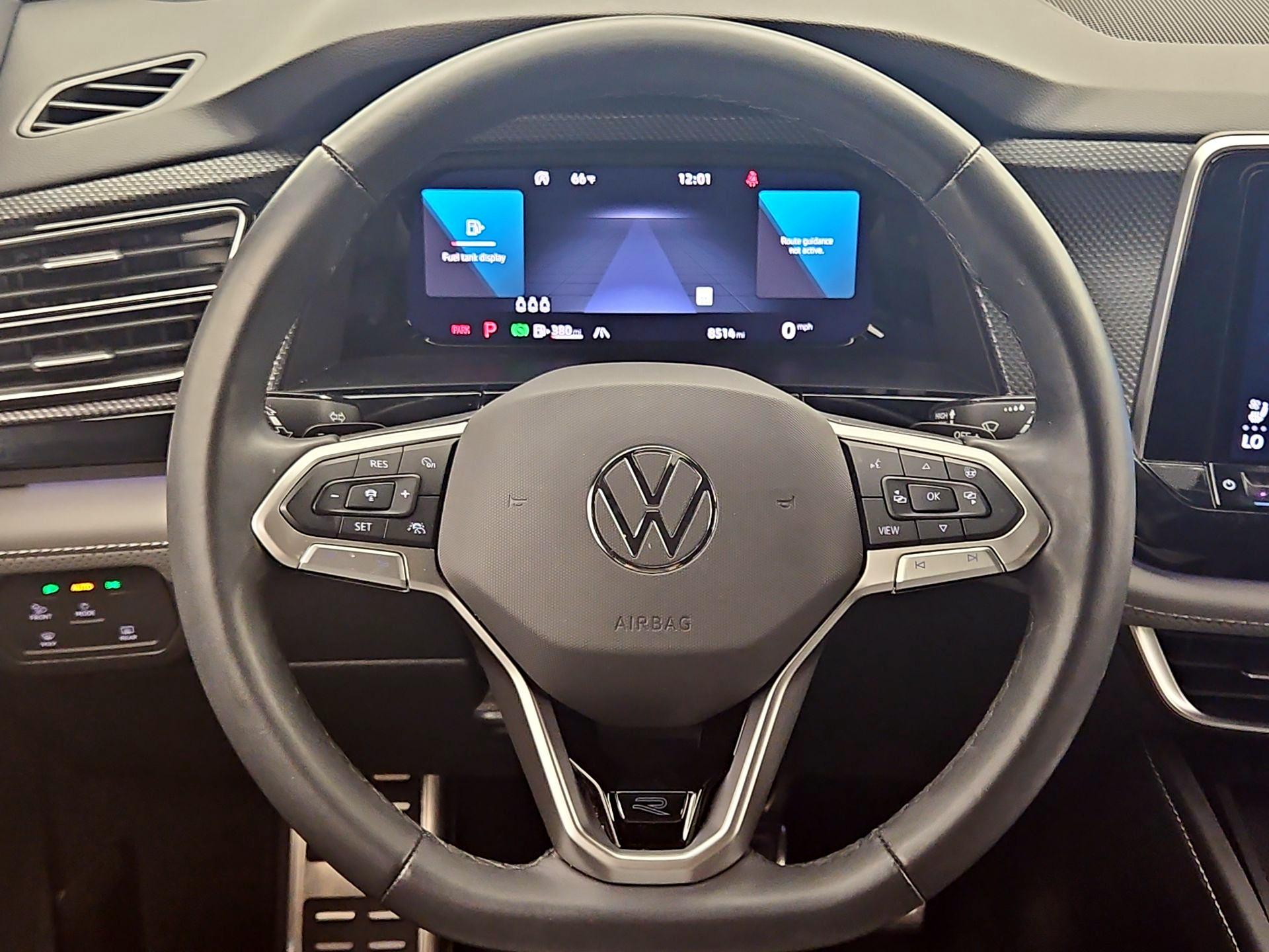 Thumbnail: 2024 Volkswagen Atlas - 10