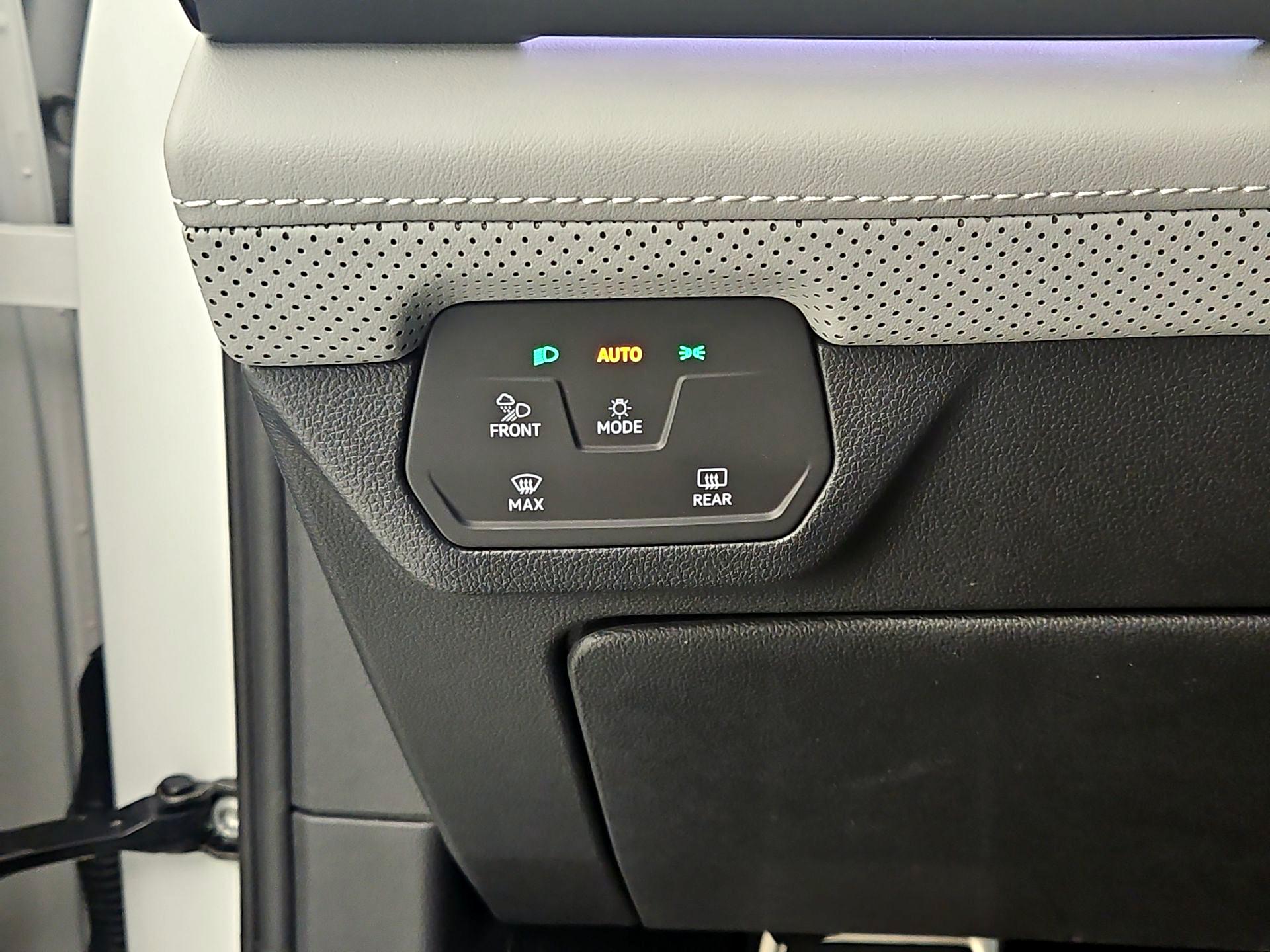 Thumbnail: 2024 Volkswagen Atlas - 13