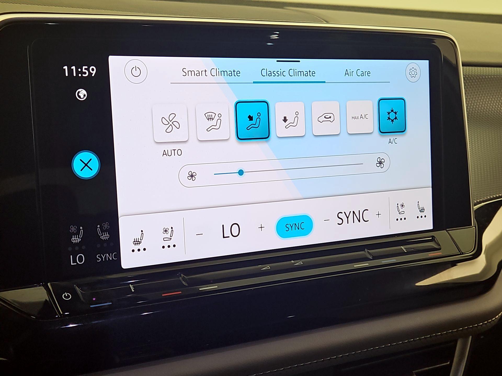 Thumbnail: 2024 Volkswagen Atlas - 17