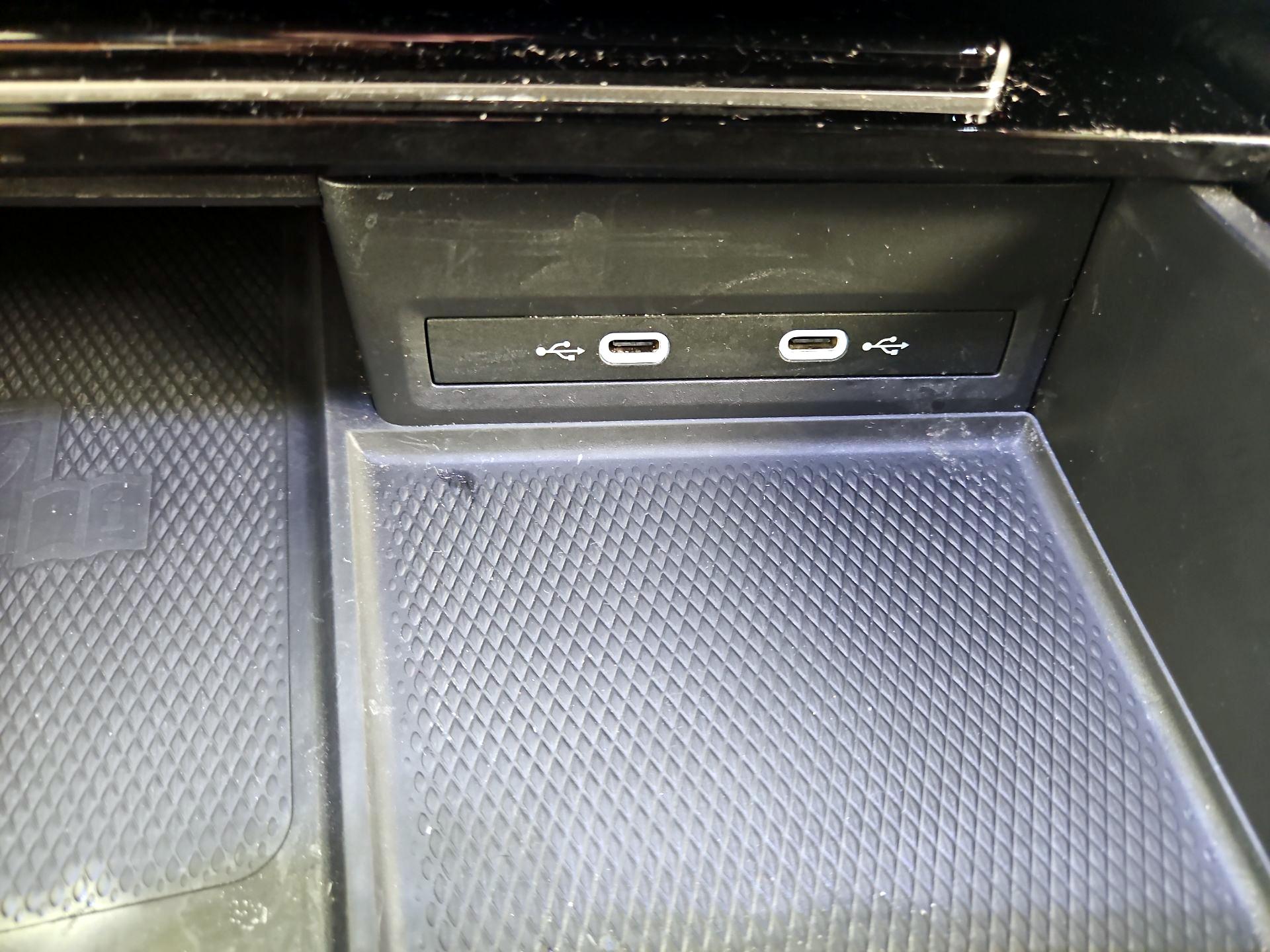 Thumbnail: 2024 Volkswagen Atlas - 19