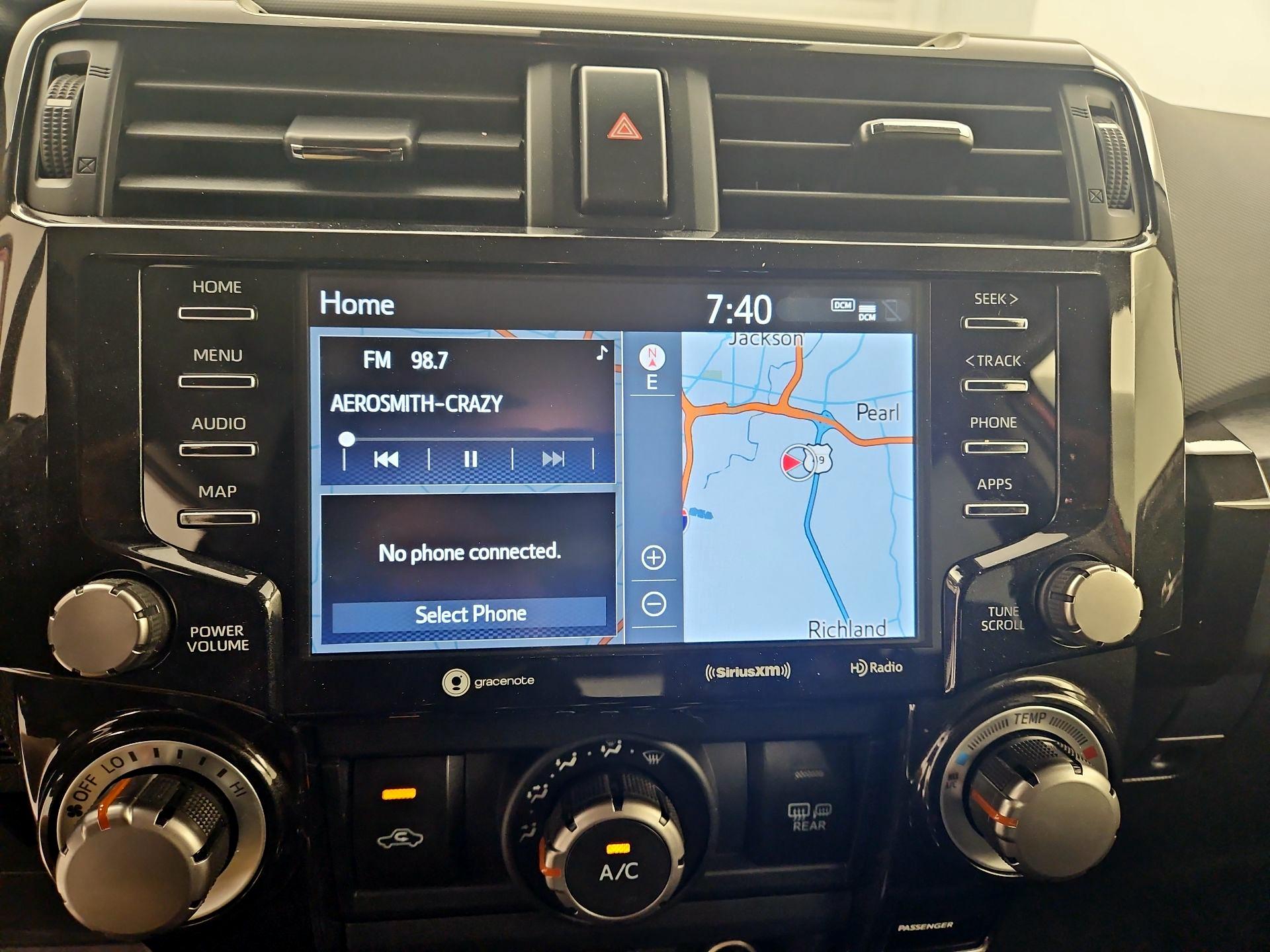 Thumbnail: 2024 Toyota 4Runner - 14