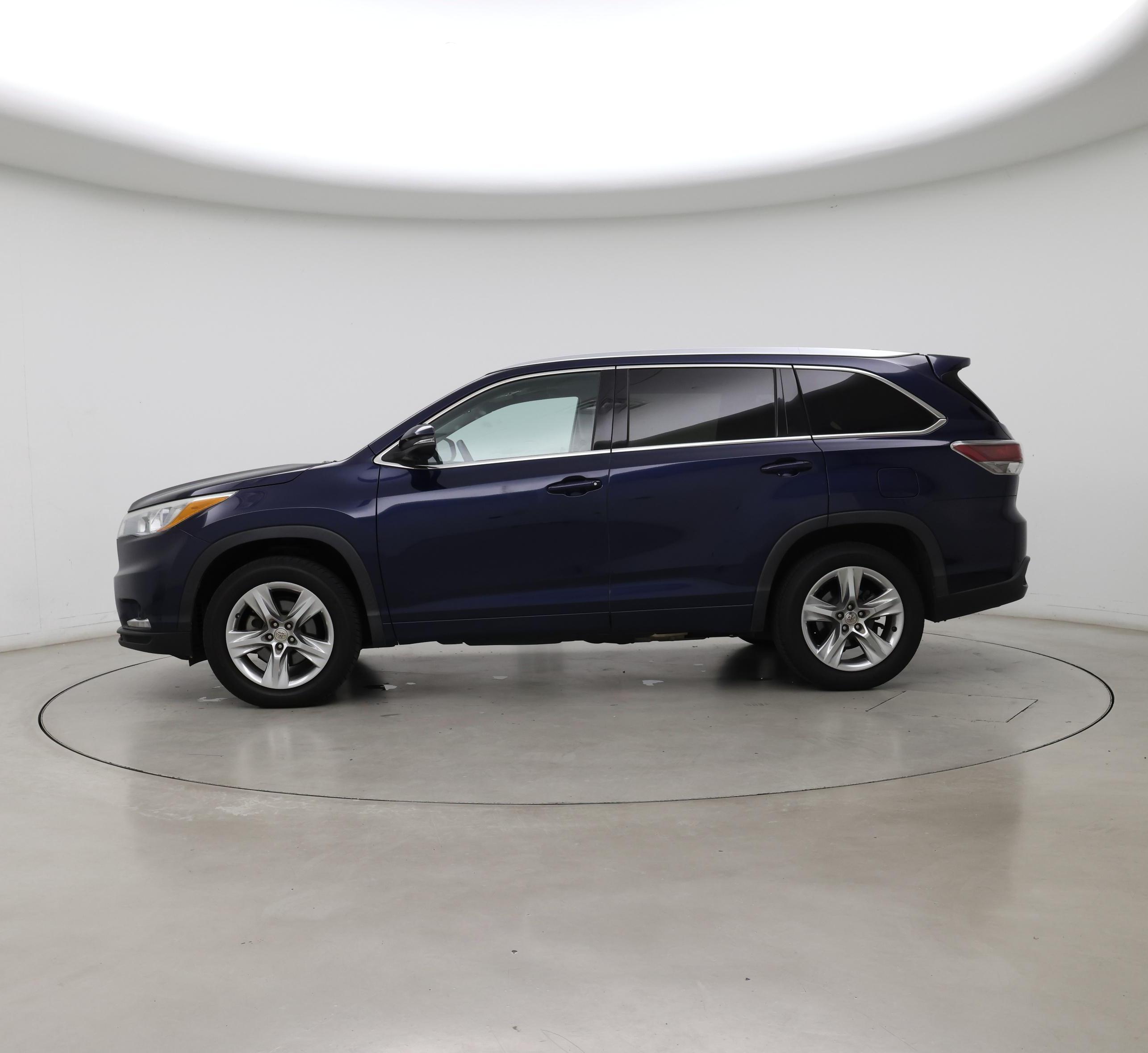 Thumbnail: 2015 Toyota Highlander - 3