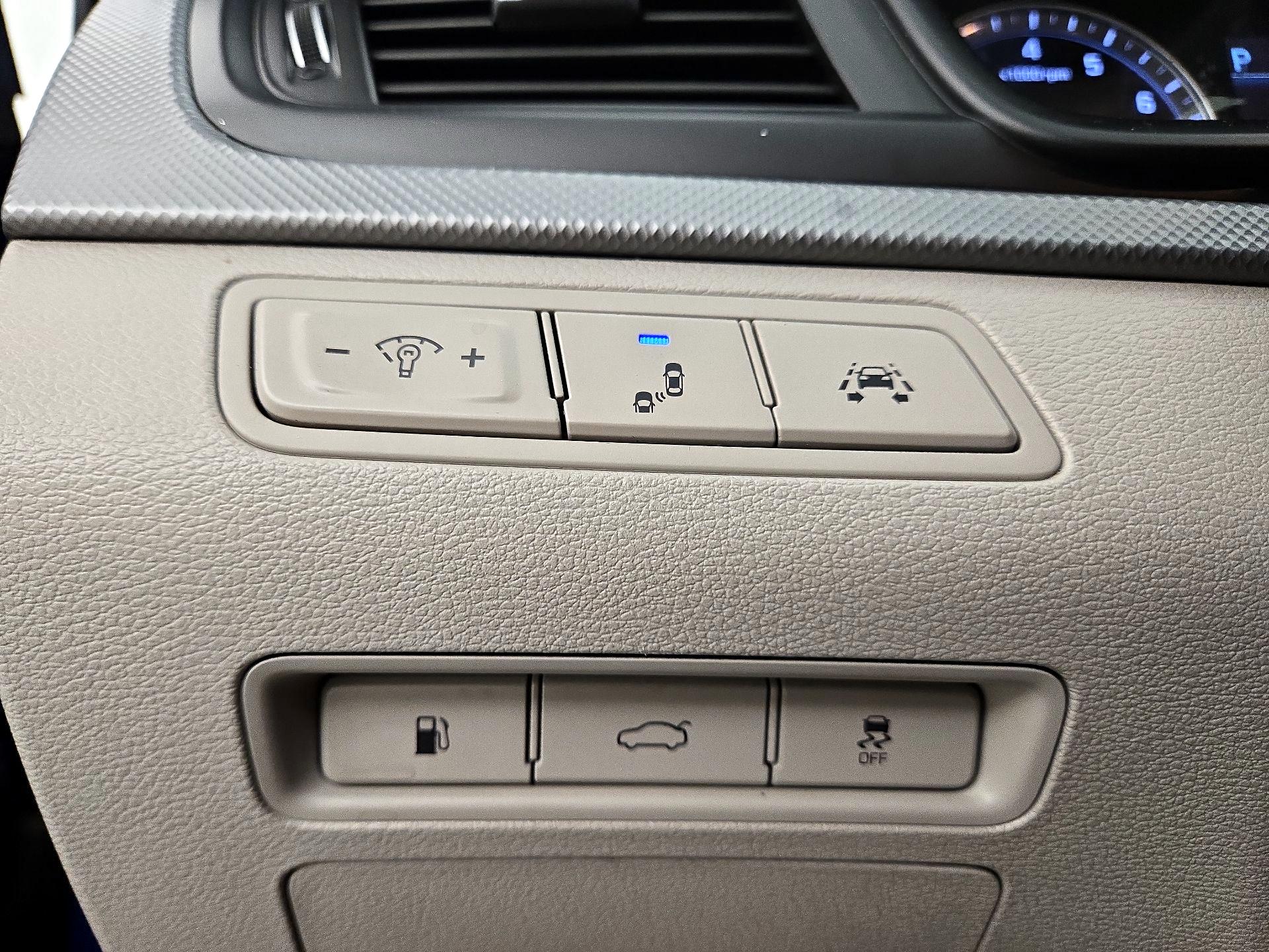 Thumbnail: 2018 Hyundai Sonata - 13