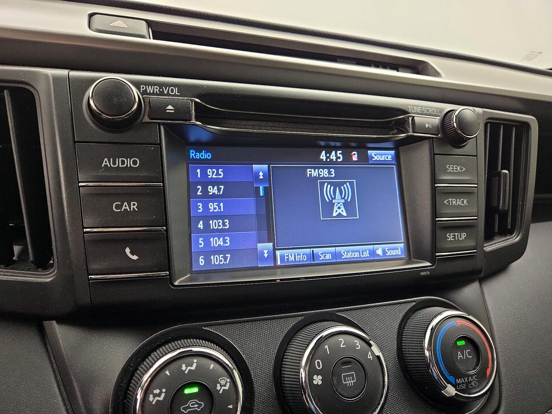 Thumbnail: 2018 Toyota RAV4 - 15