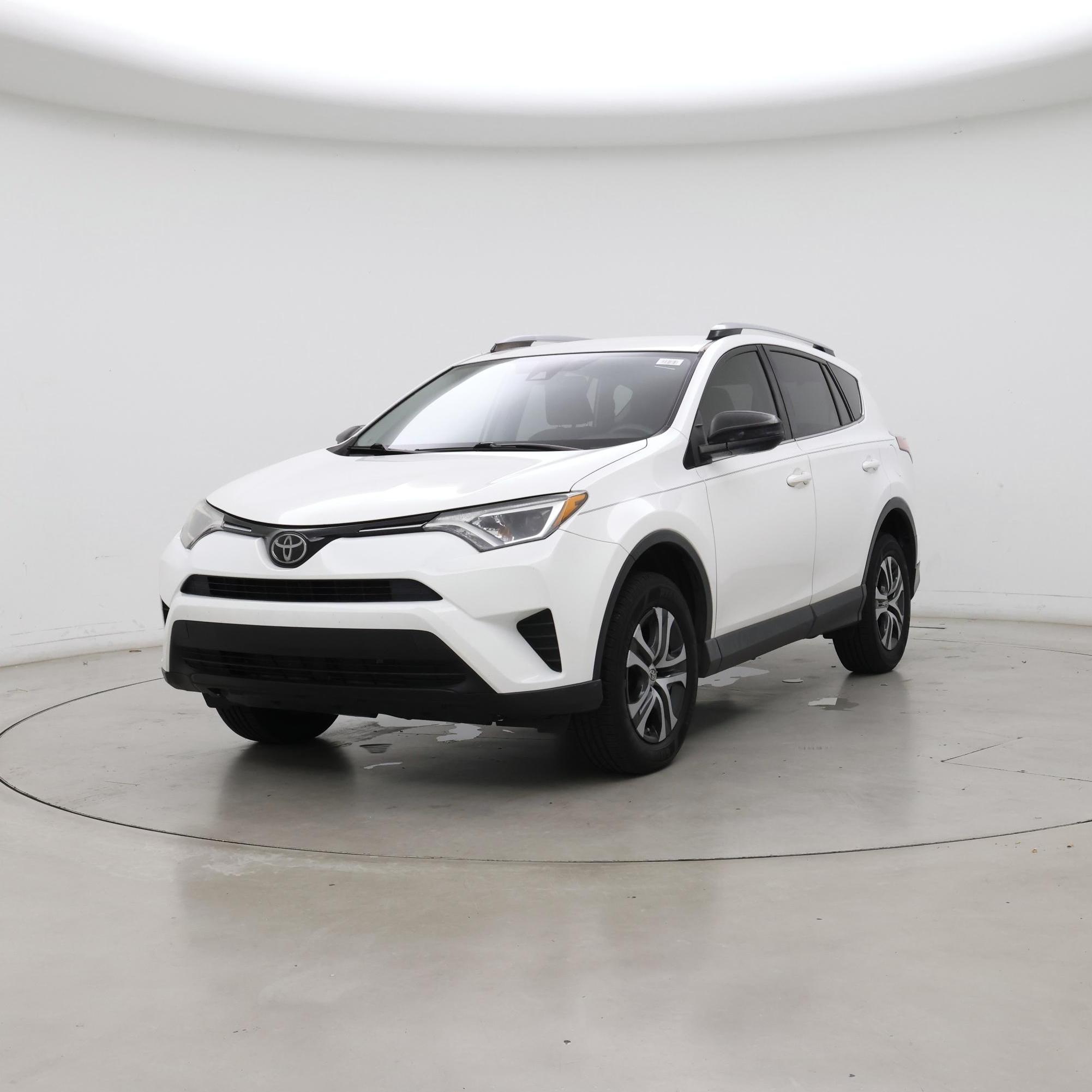 Thumbnail: 2018 Toyota RAV4 - 4