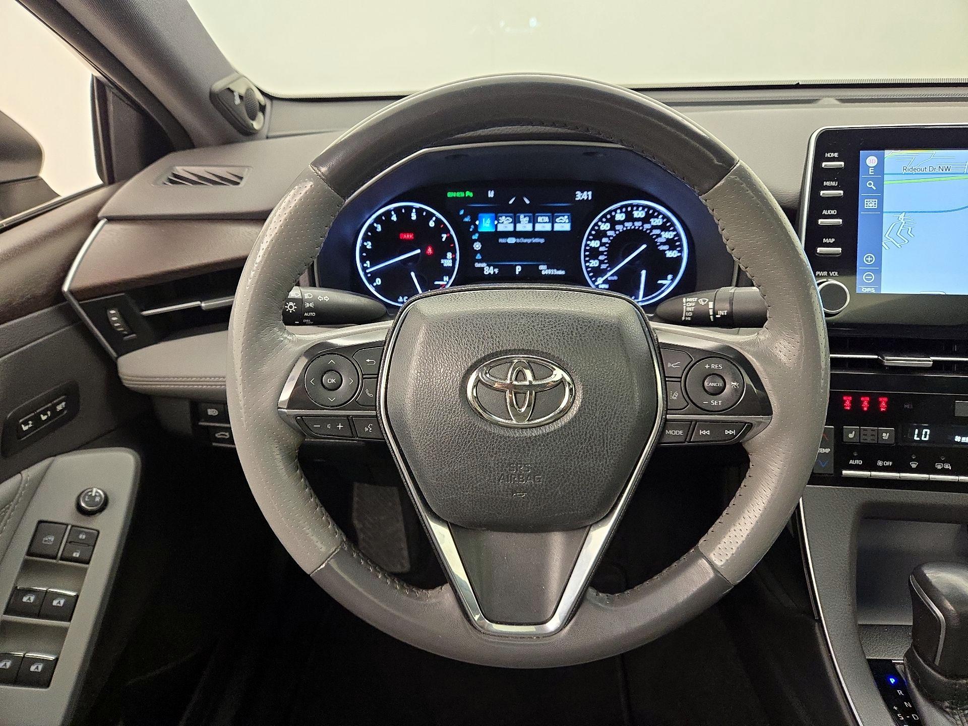 Thumbnail: 2021 Toyota Avalon - 10