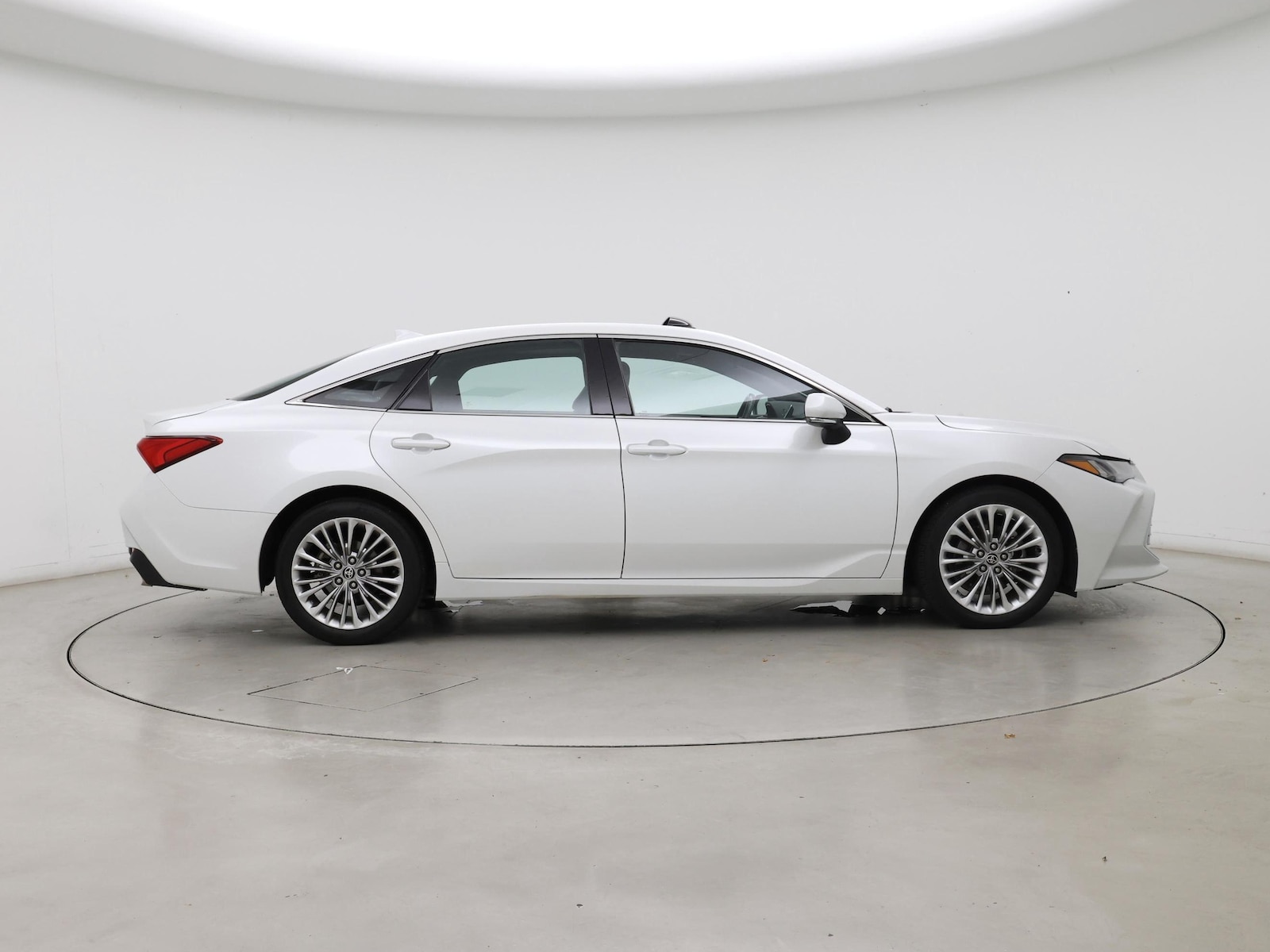 Image of 2021 Toyota Avalon Limited