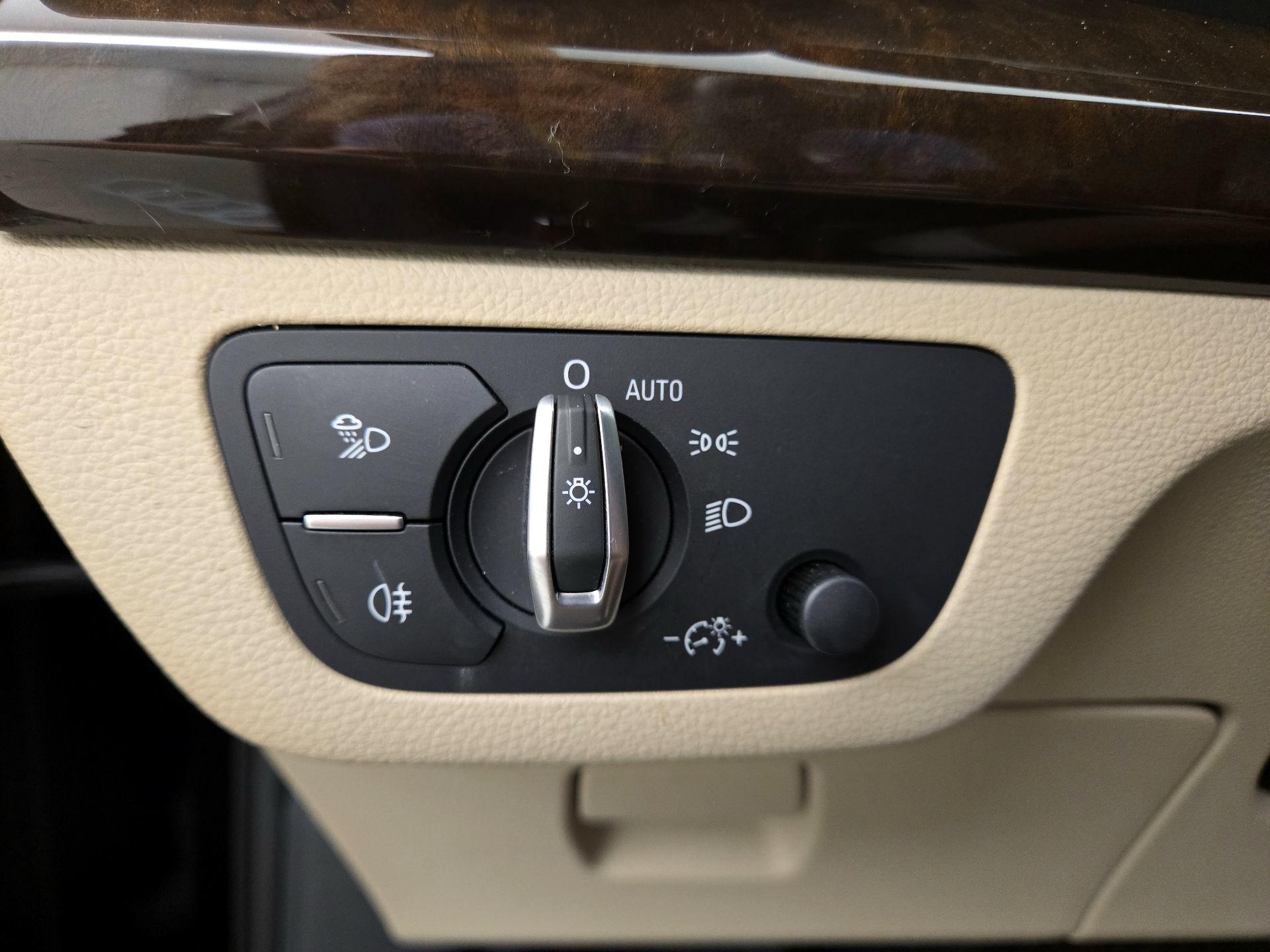 Thumbnail: 2019 Audi Q5 - 13