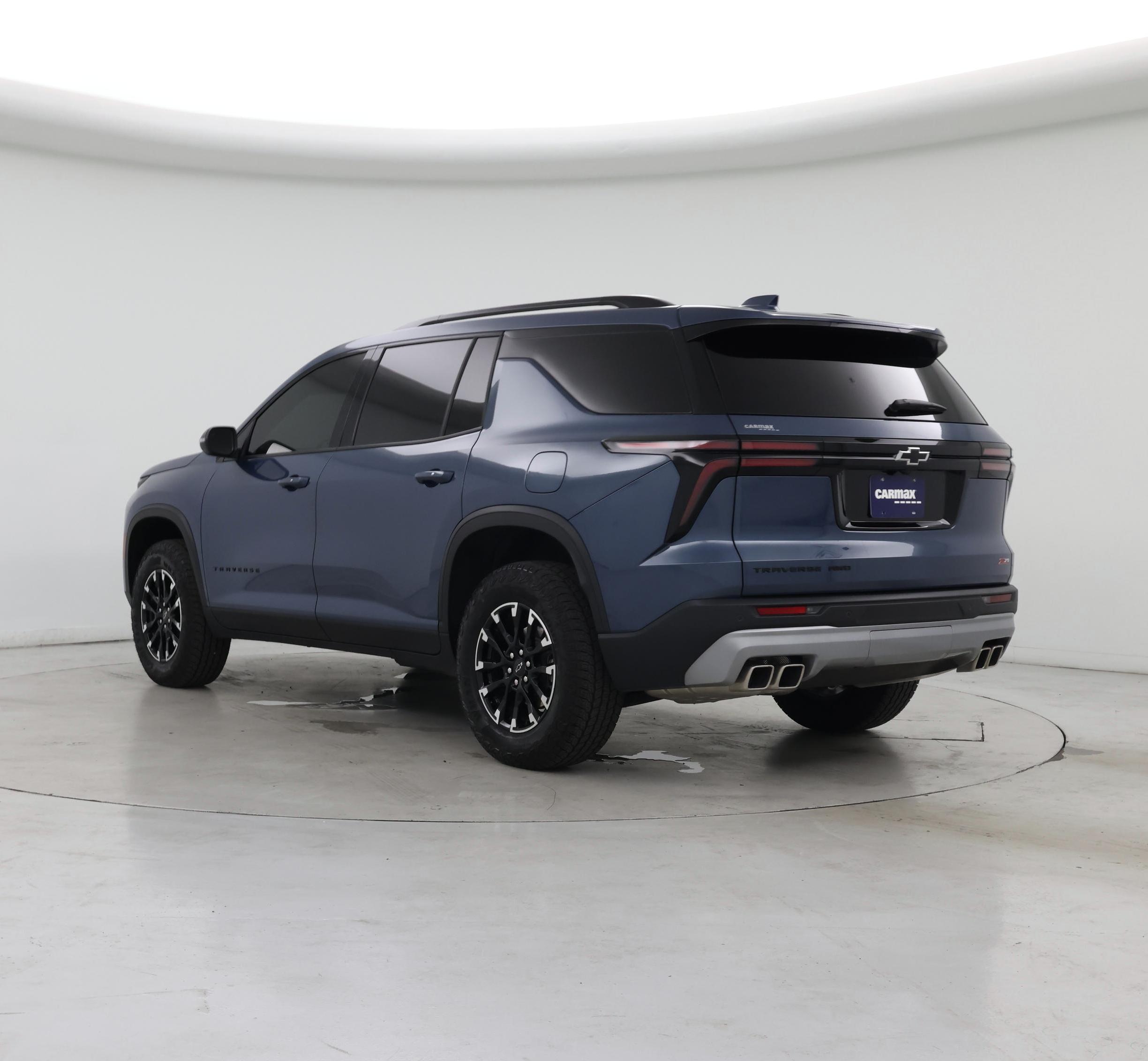Thumbnail: 2025 Chevrolet Traverse - 2