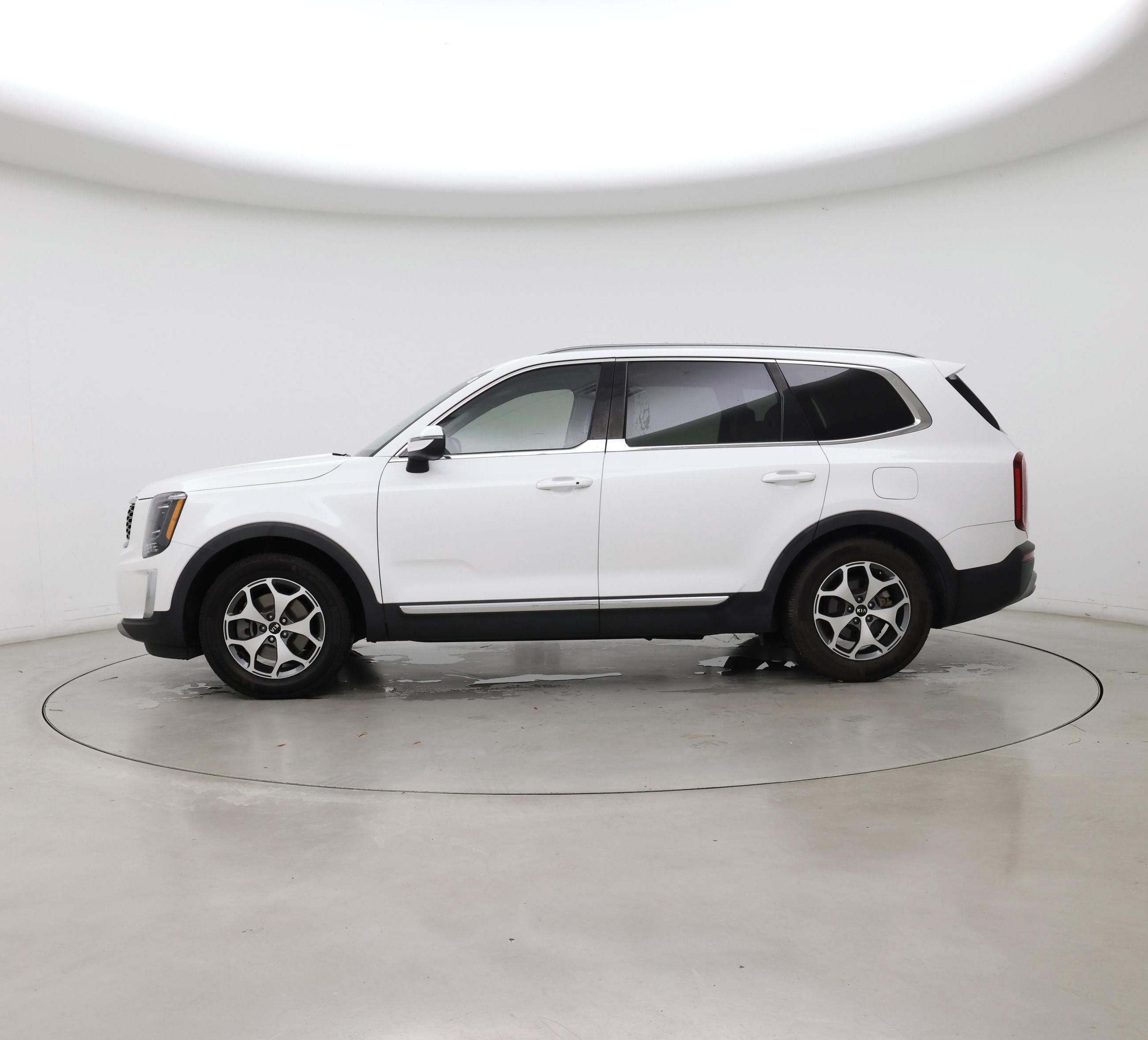 Thumbnail: 2020 Kia Telluride - 3