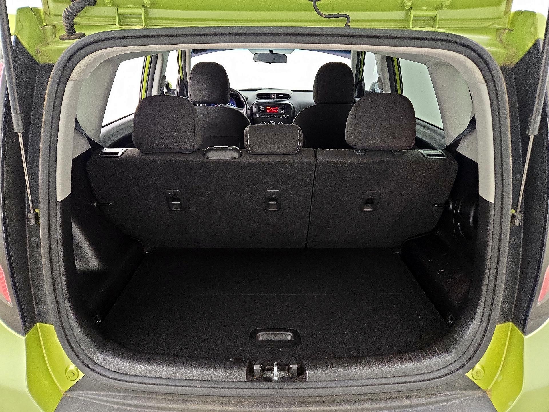 Thumbnail: 2016 Kia Soul - 19