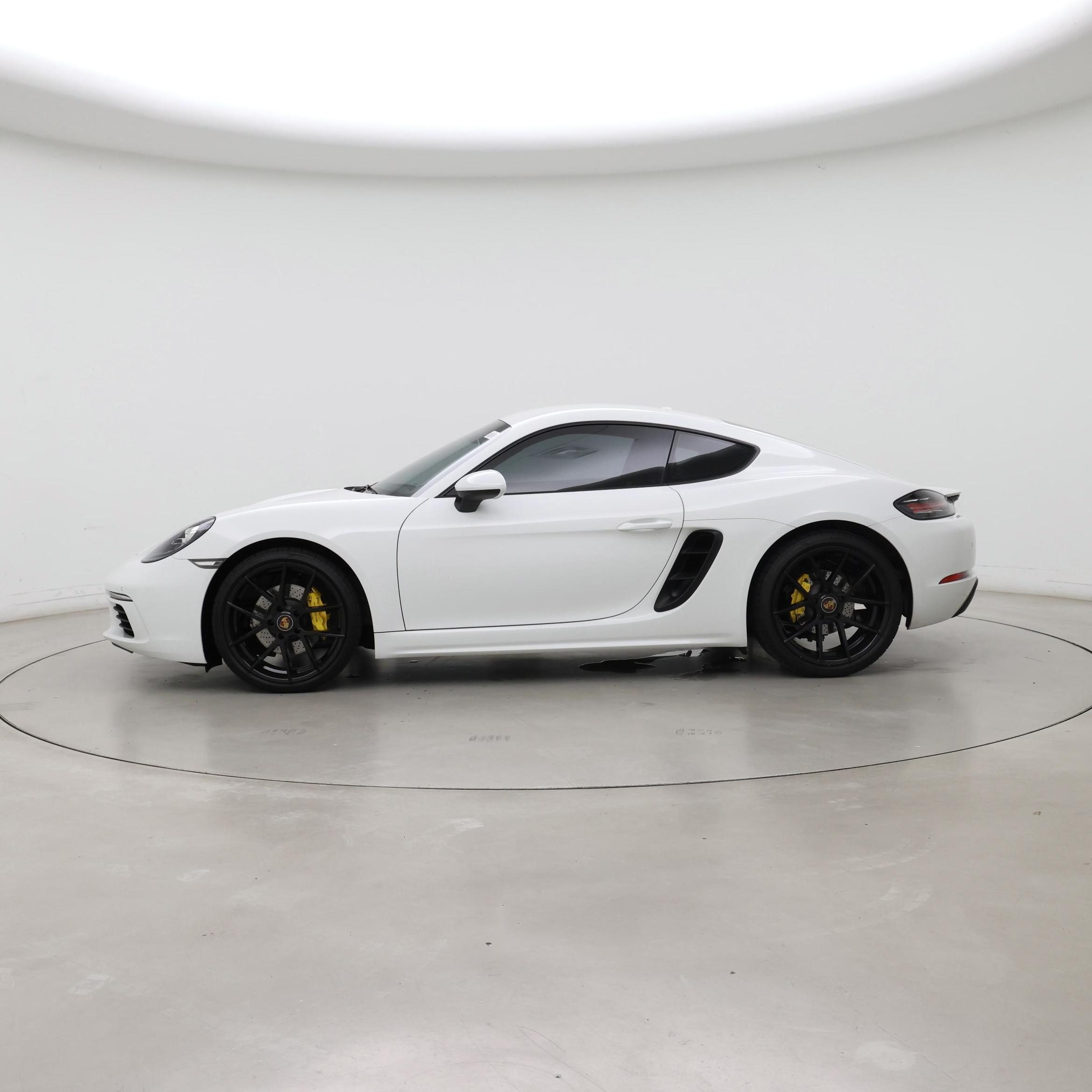 Thumbnail: 2018 Porsche 718 Cayman - 3
