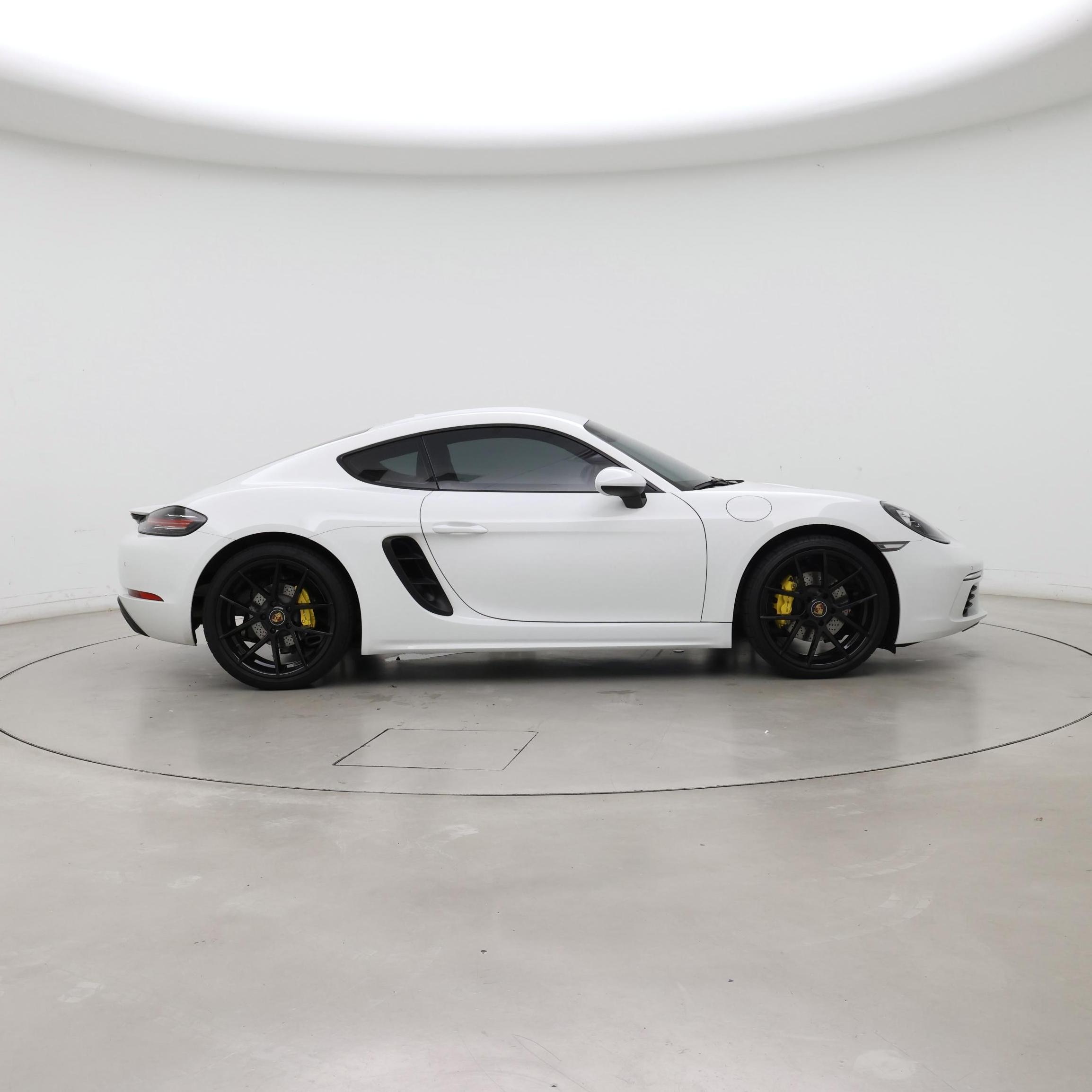 Thumbnail: 2018 Porsche 718 Cayman - 7