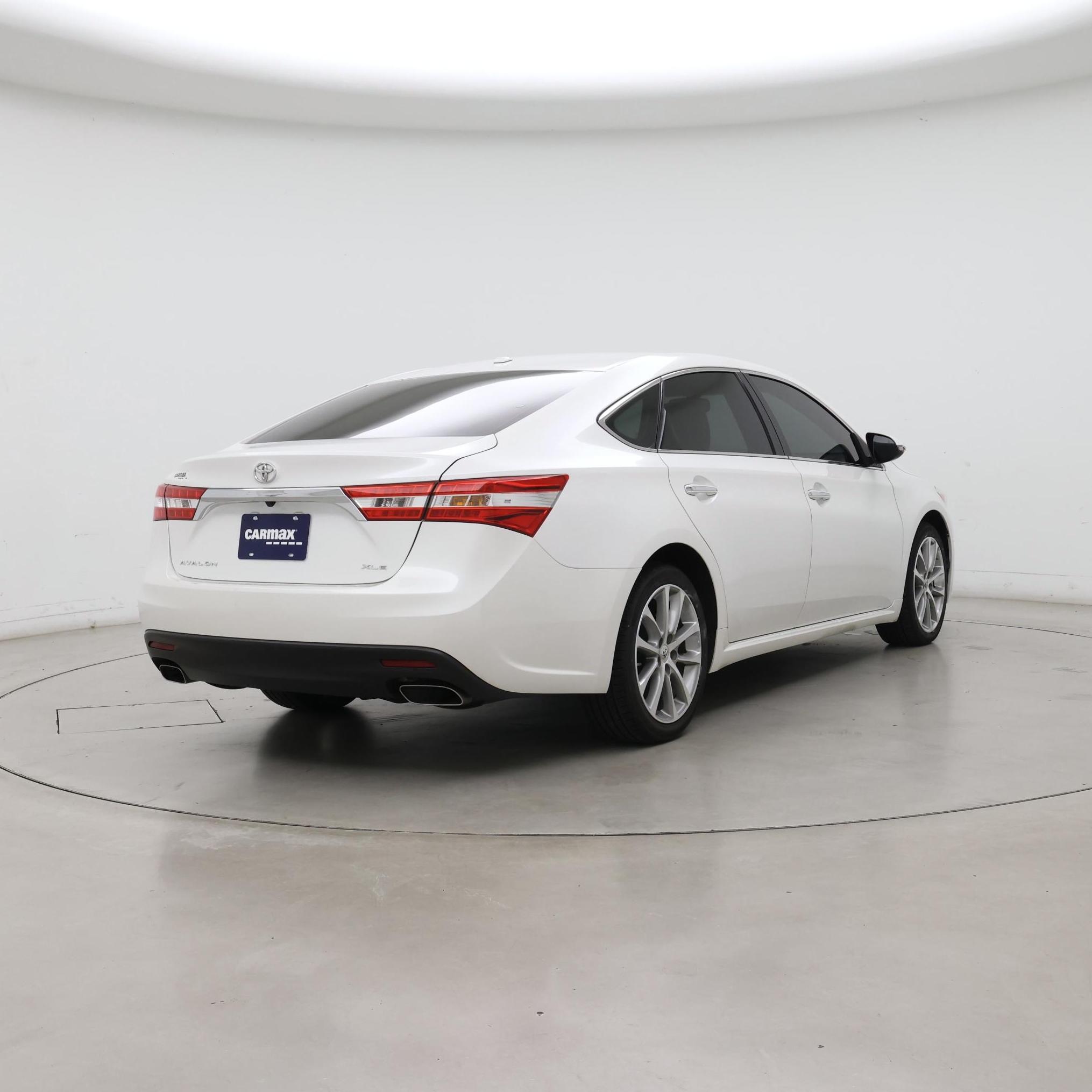 Thumbnail: 2015 Toyota Avalon - 8