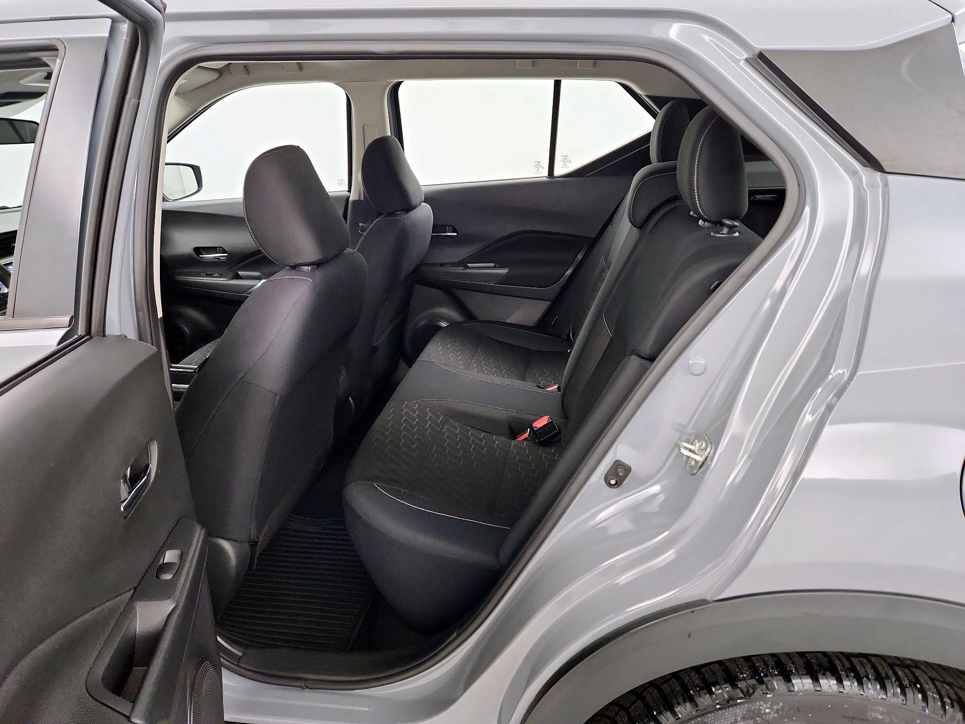 Thumbnail: 2022 Nissan Kicks - 19