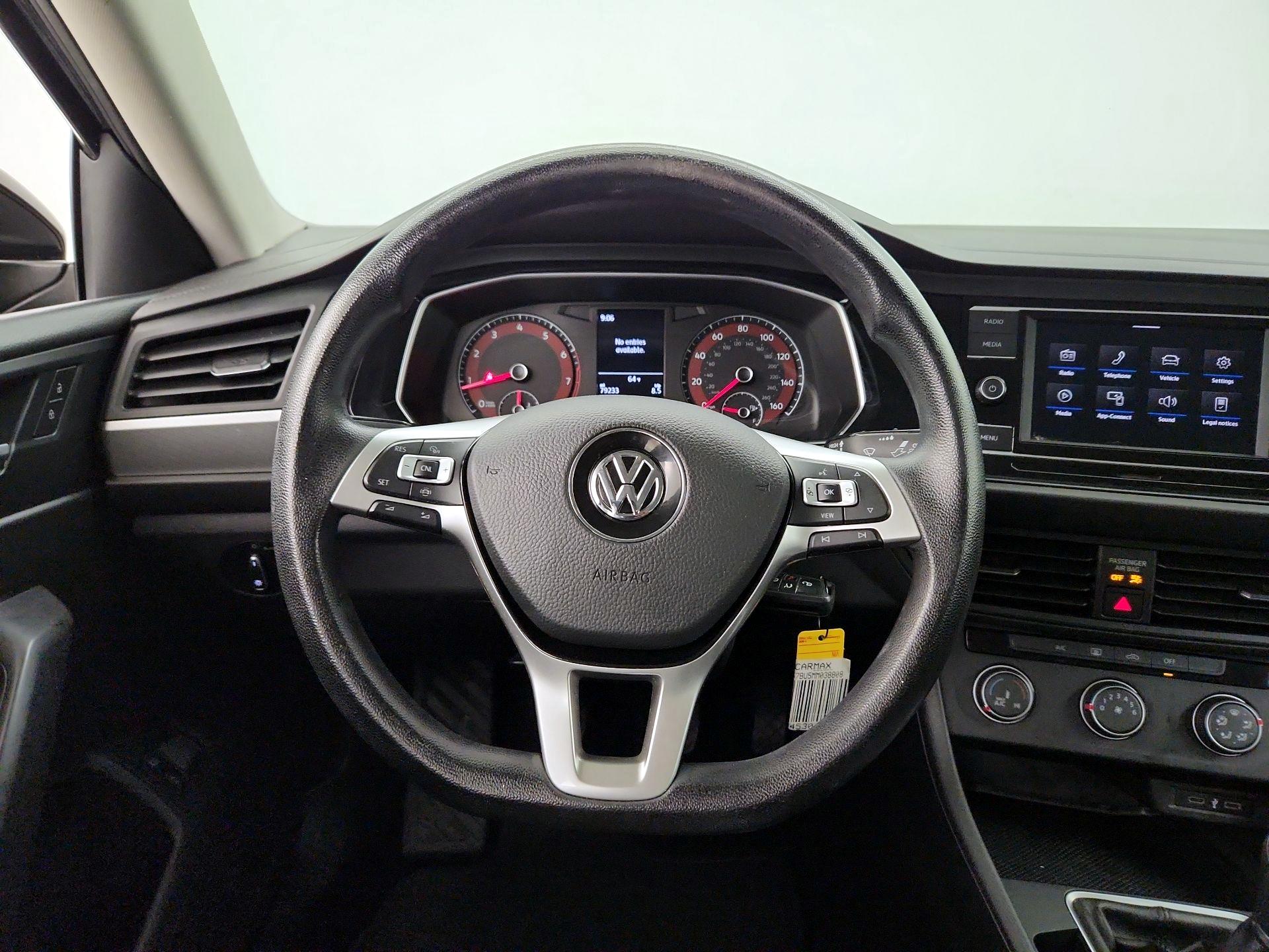 Thumbnail: 2021 Volkswagen Jetta - 10