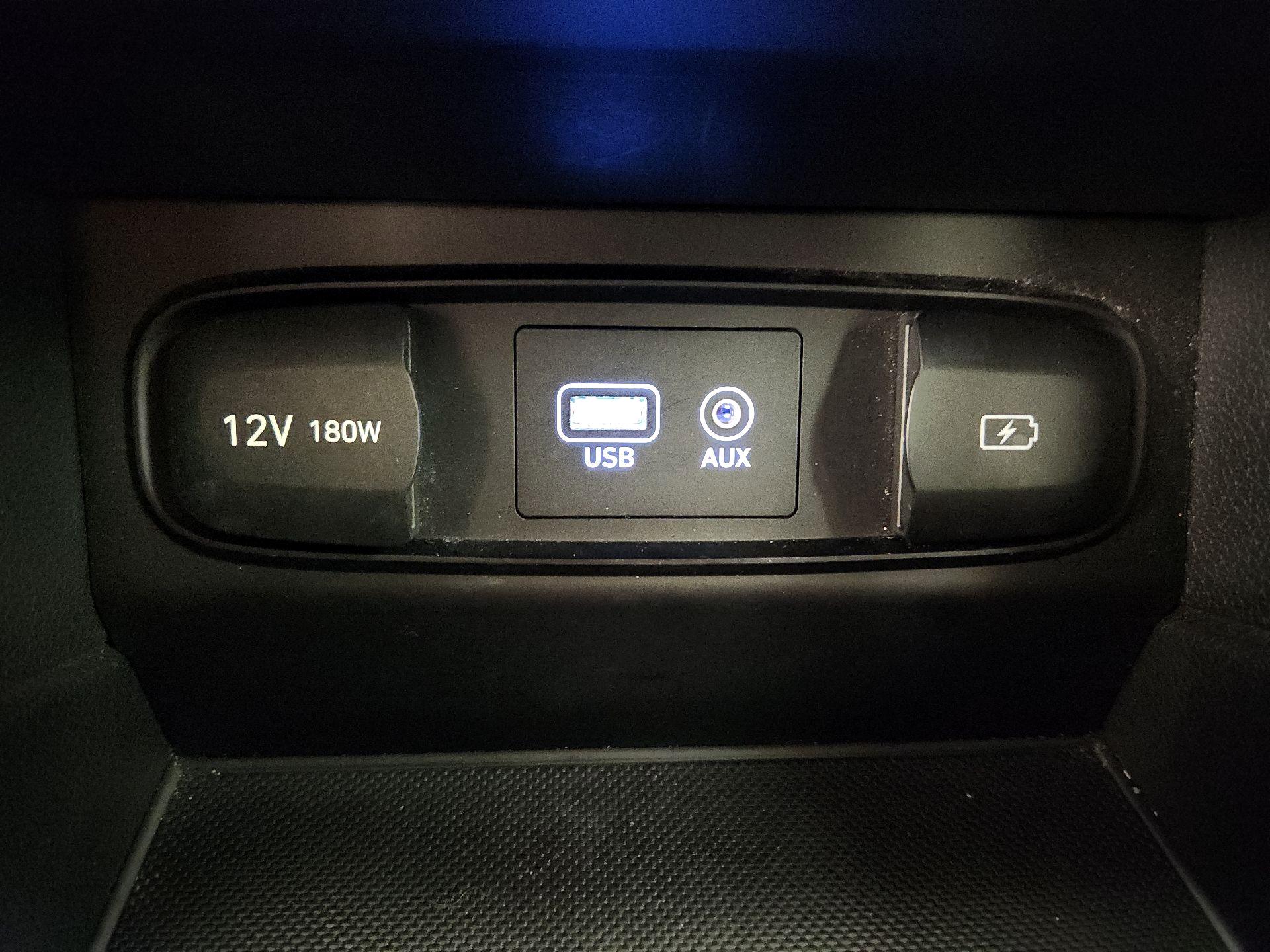Thumbnail: 2019 Hyundai Santa Fe - 18